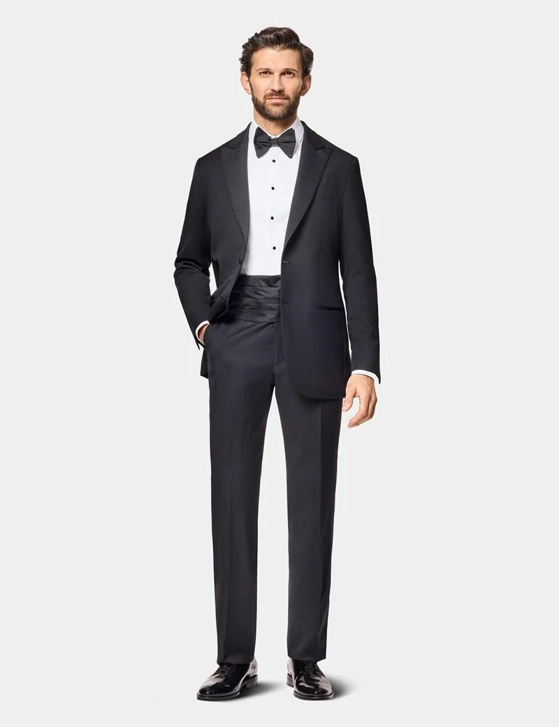 Tailored Fit Black 1913 Dinner Suit thumbnail 3
