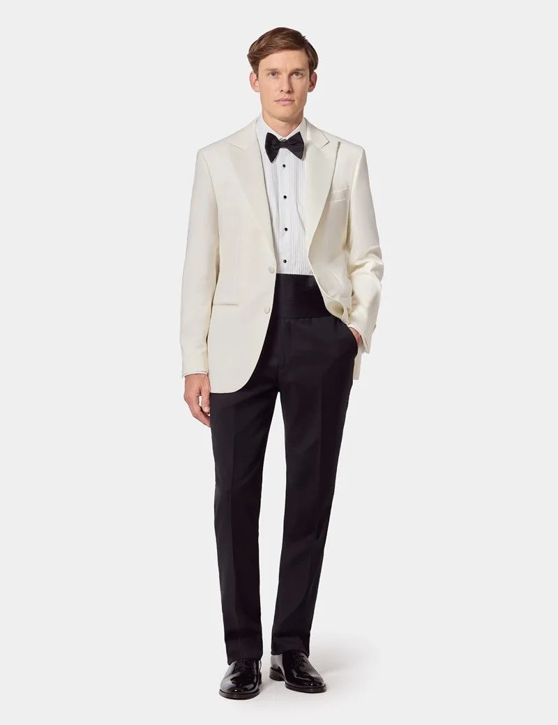 Tailored Fit White 1913 Tuxedo Jacket thumbnail 3