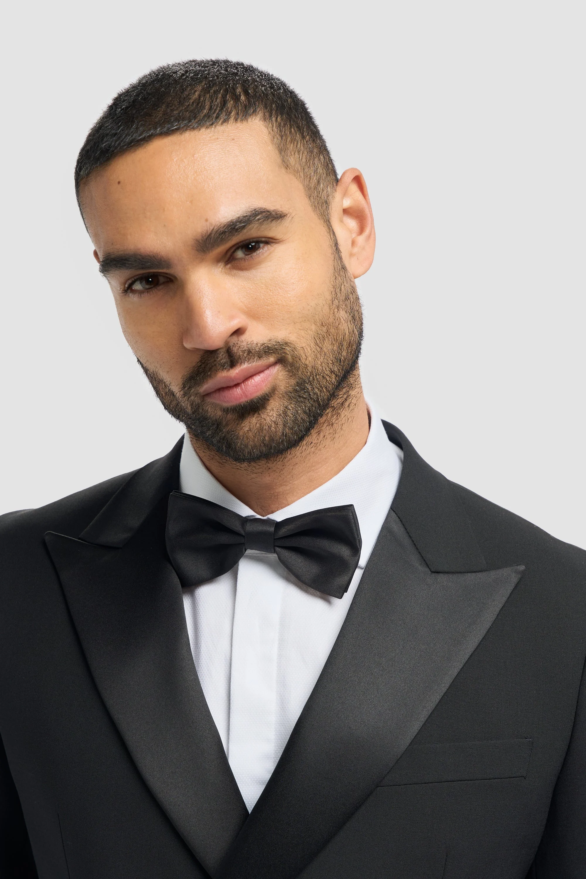 Aspen Black Double Breasted Two Piece Suit thumbnail 3