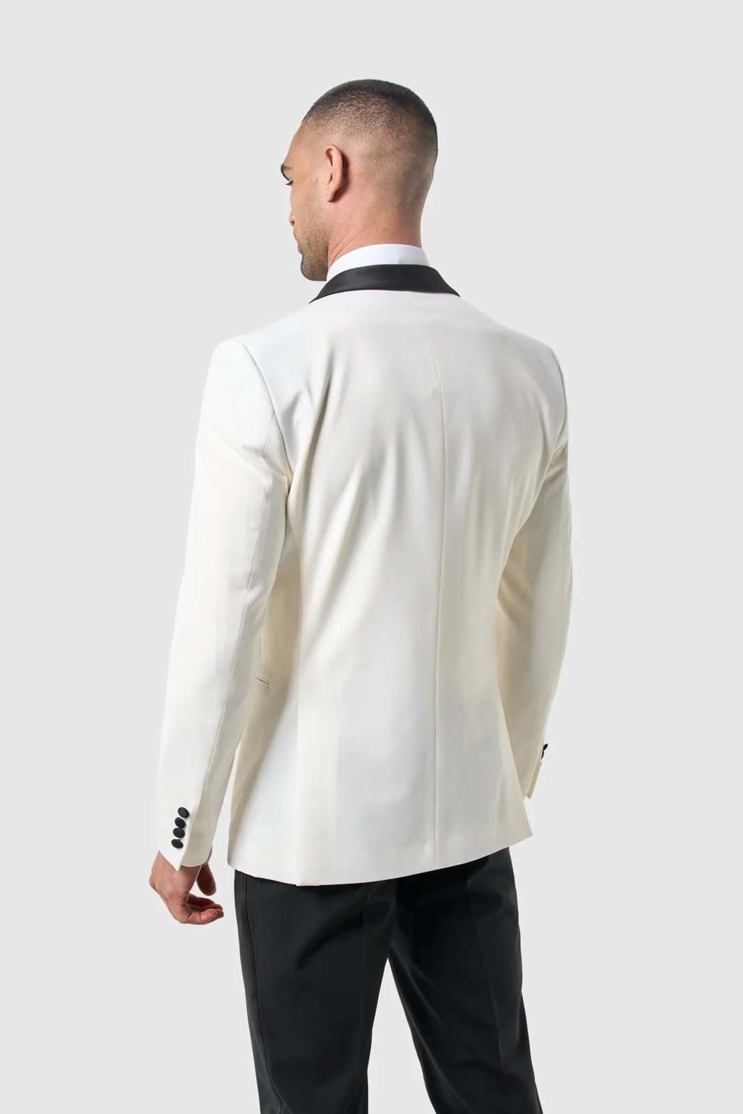 Aspen Ecru Two Piece Suit thumbnail 3