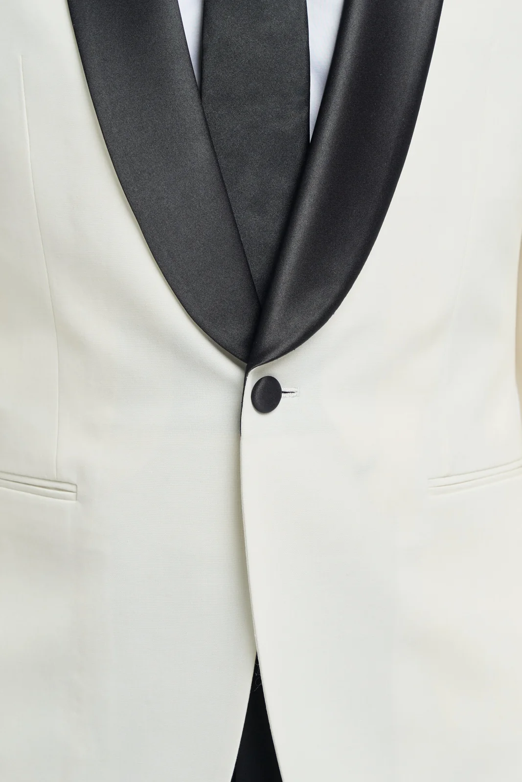 Aspen Ecru Two Piece Suit thumbnail 4