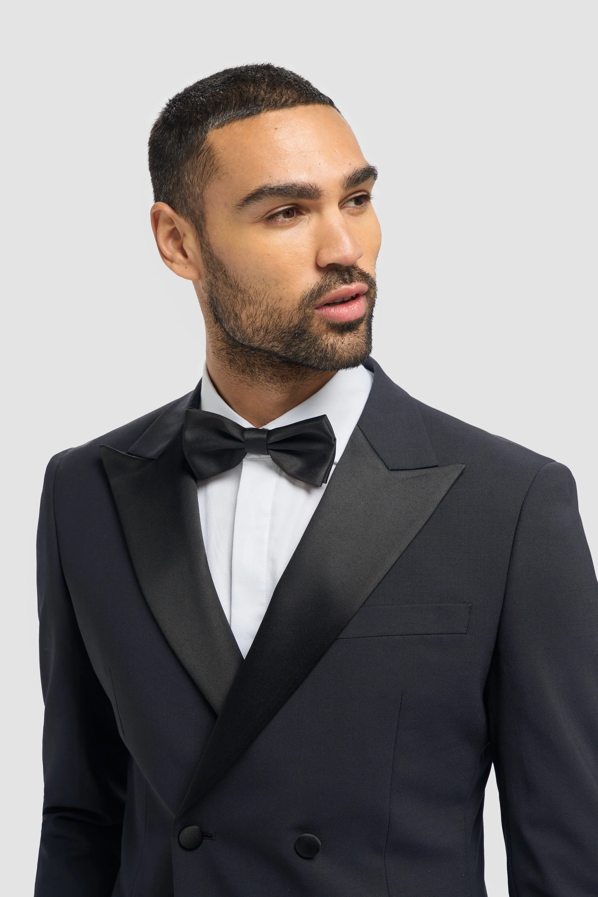 Aspen Midnight Navy Double Breasted Two Piece Suit thumbnail 3