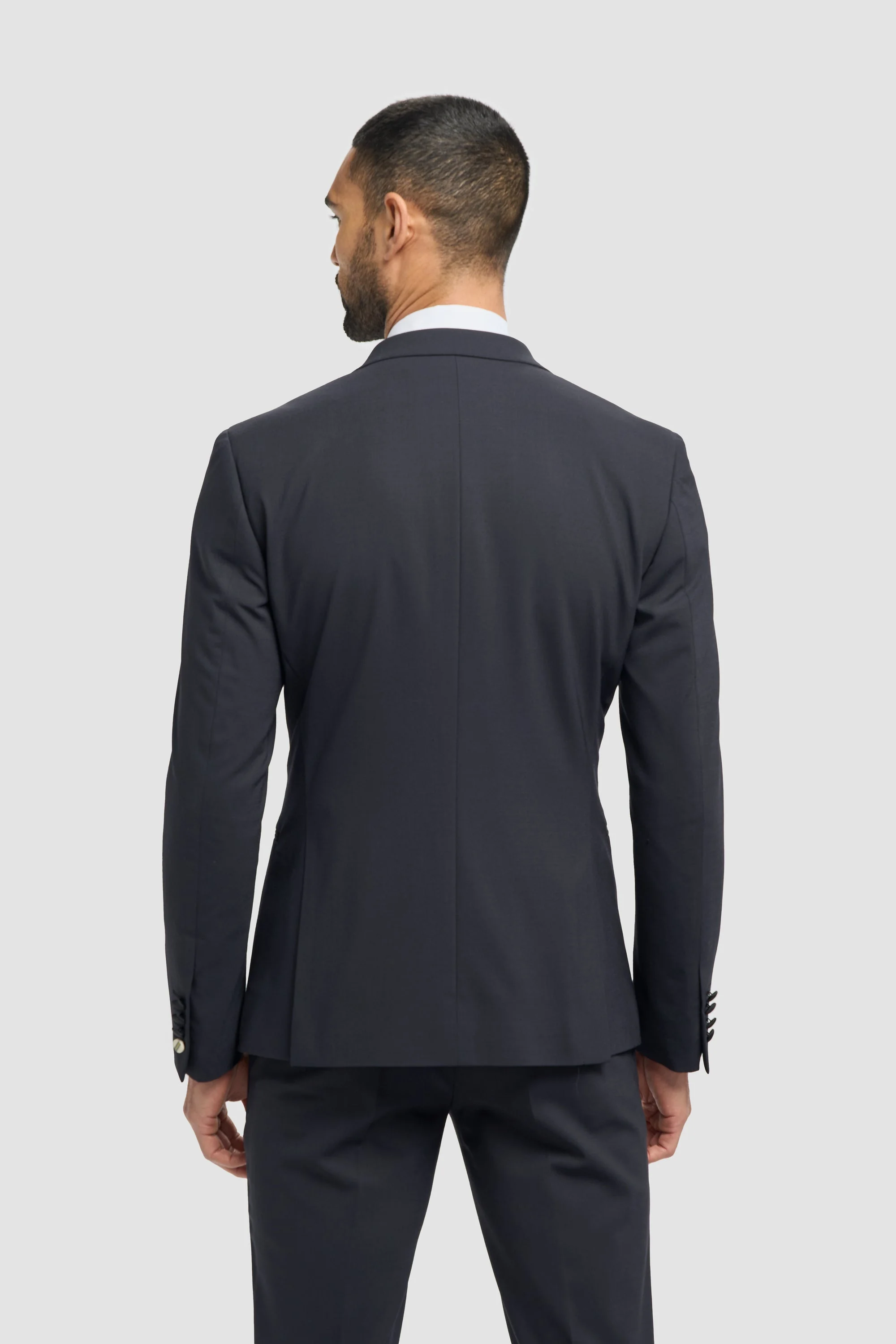 Aspen Midnight Navy Double Breasted Two Piece Suit thumbnail 6