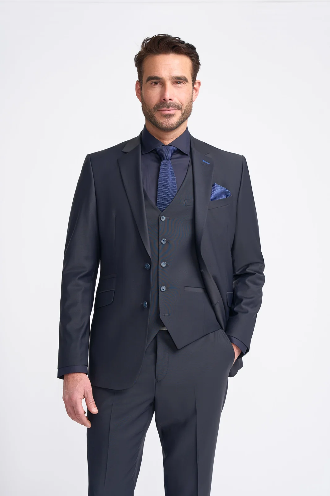 Bond Wool Rich Midnight Navy Three Piece Suit thumbnail 2