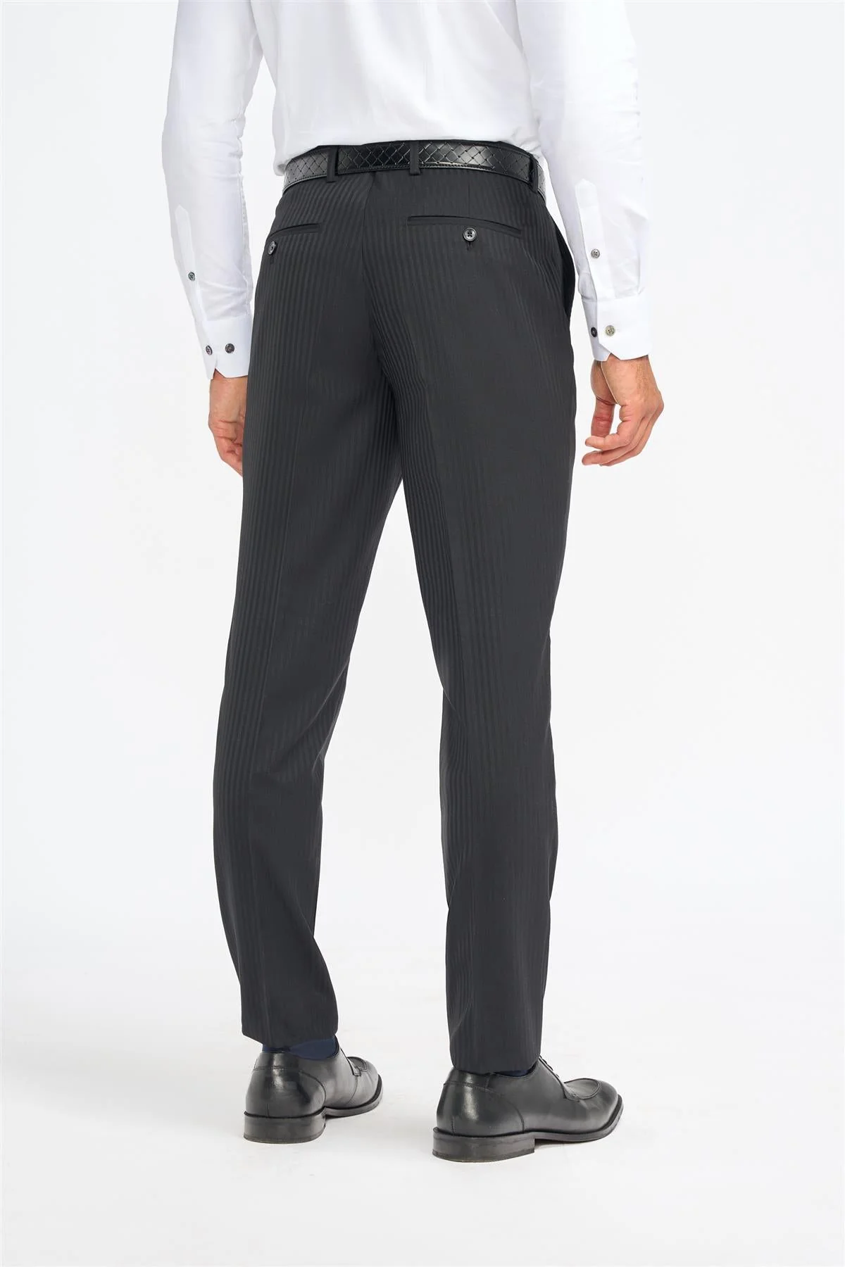 Roberto Black Three Piece Suit thumbnail 7
