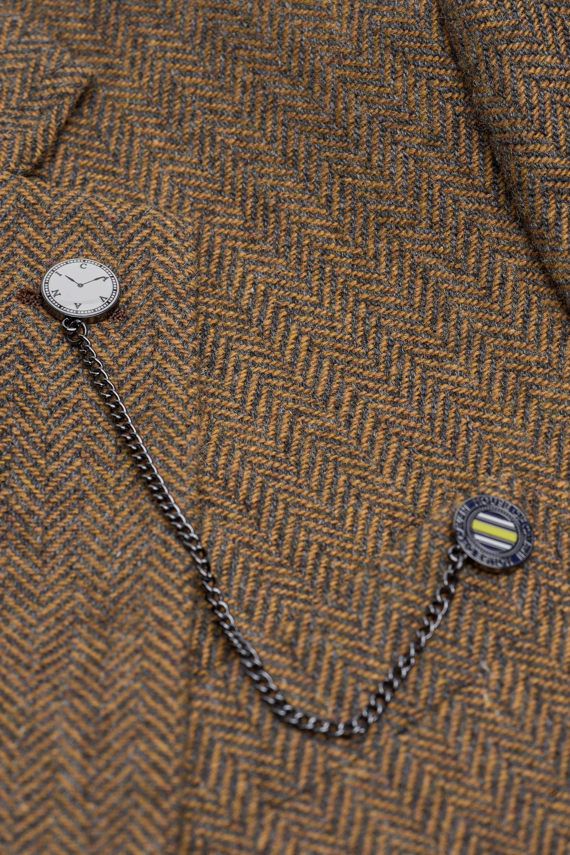 Thomas Brown Tweed Three Piece Suit thumbnail 9