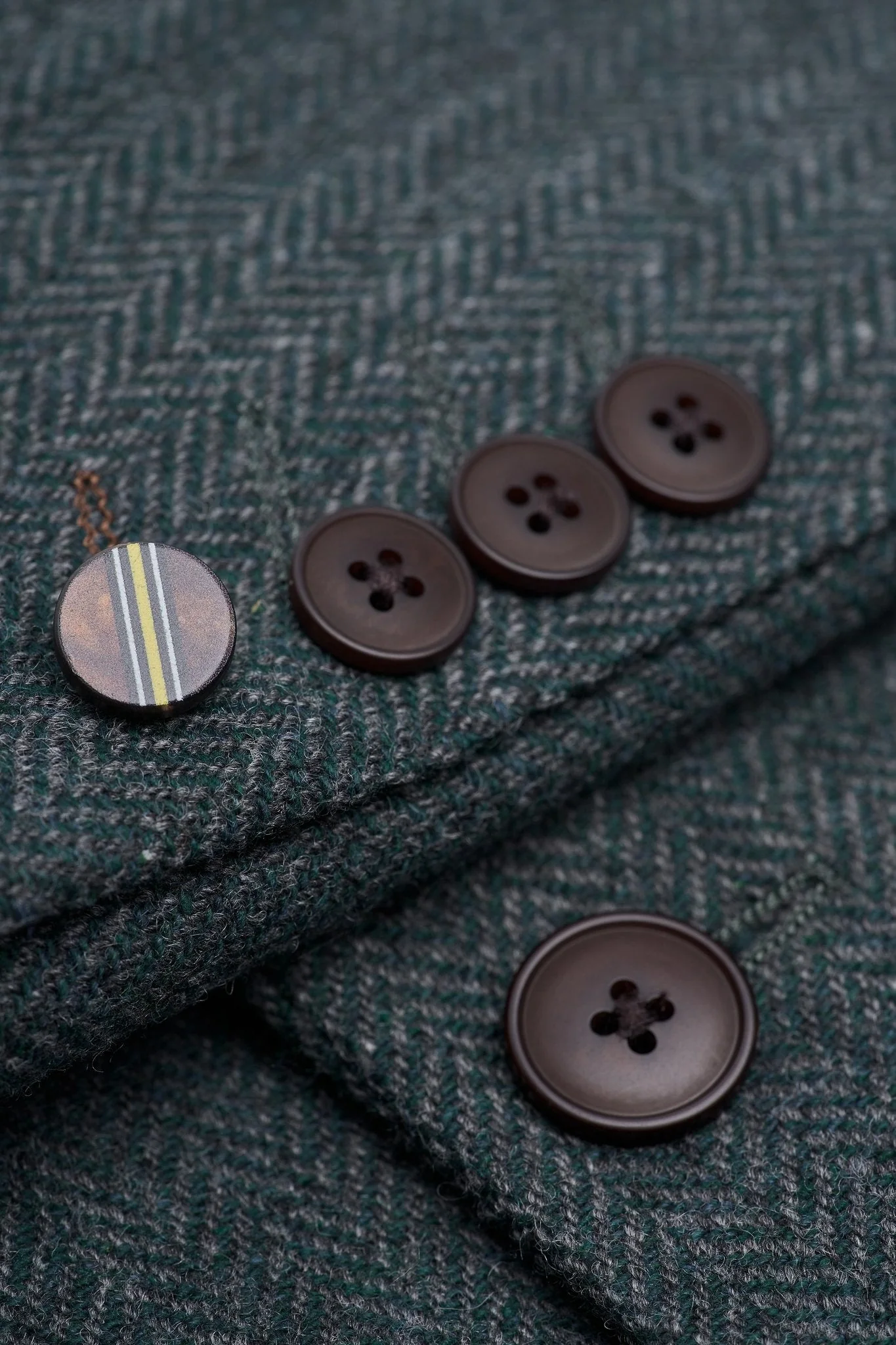 Thomas Lush Olive Tweed Three Piece Suit thumbnail 8