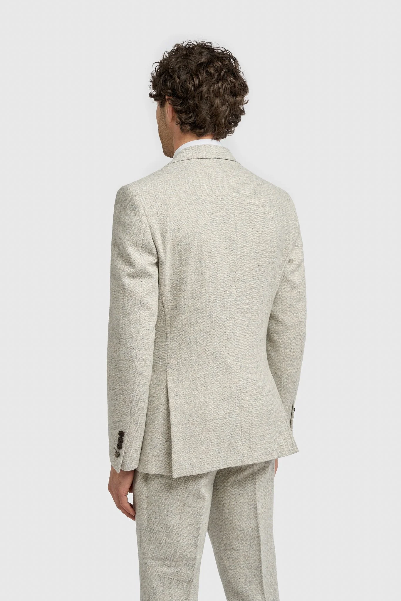 Thomas Pearl Tweed Three Piece Suit thumbnail 3