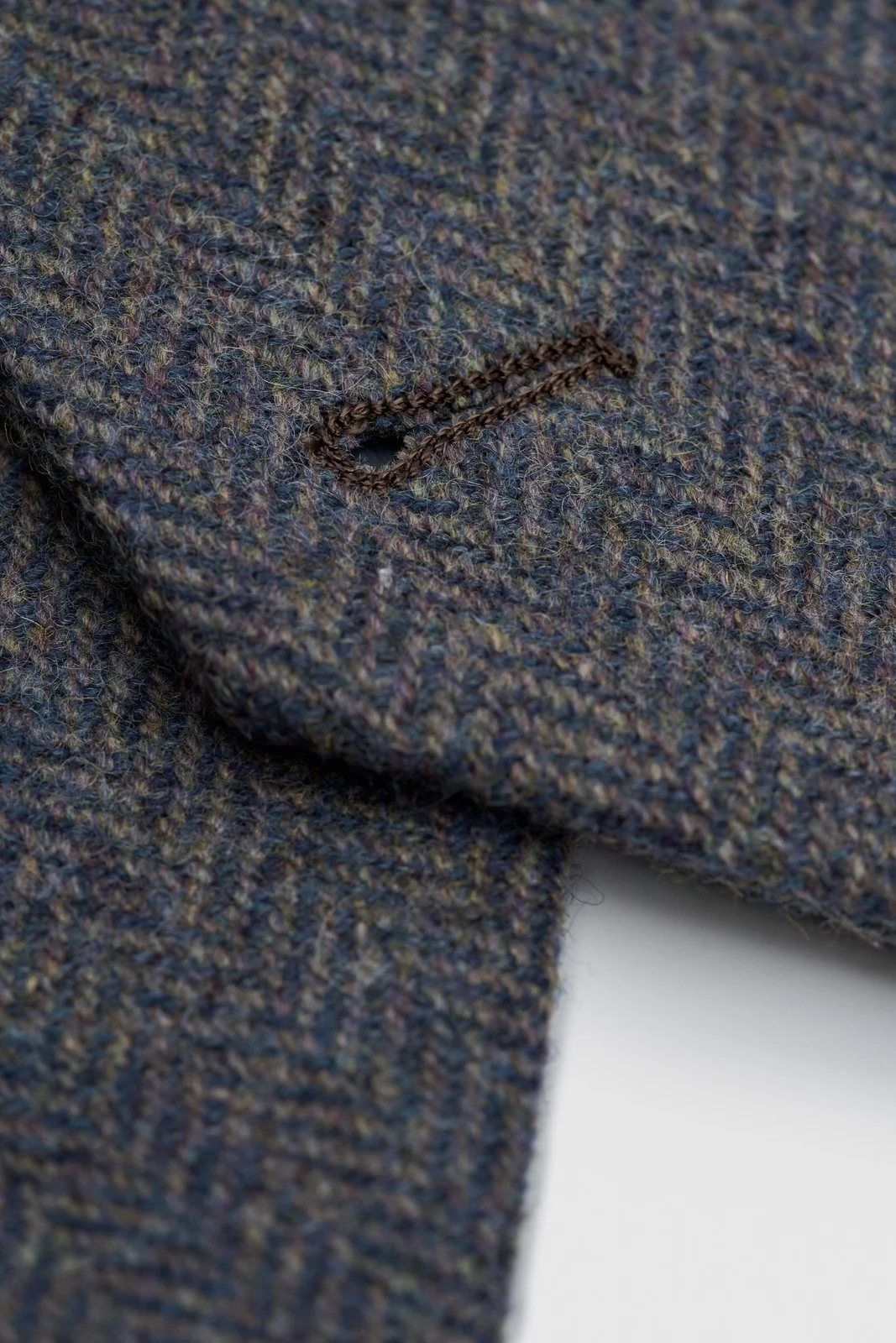 Thomas Savoy Tweed Three Piece Suit thumbnail 8