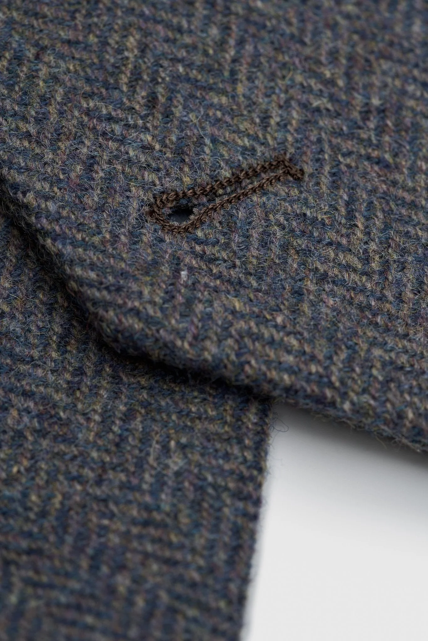Thomas Savoy Tweed Three Piece Suit thumbnail 8