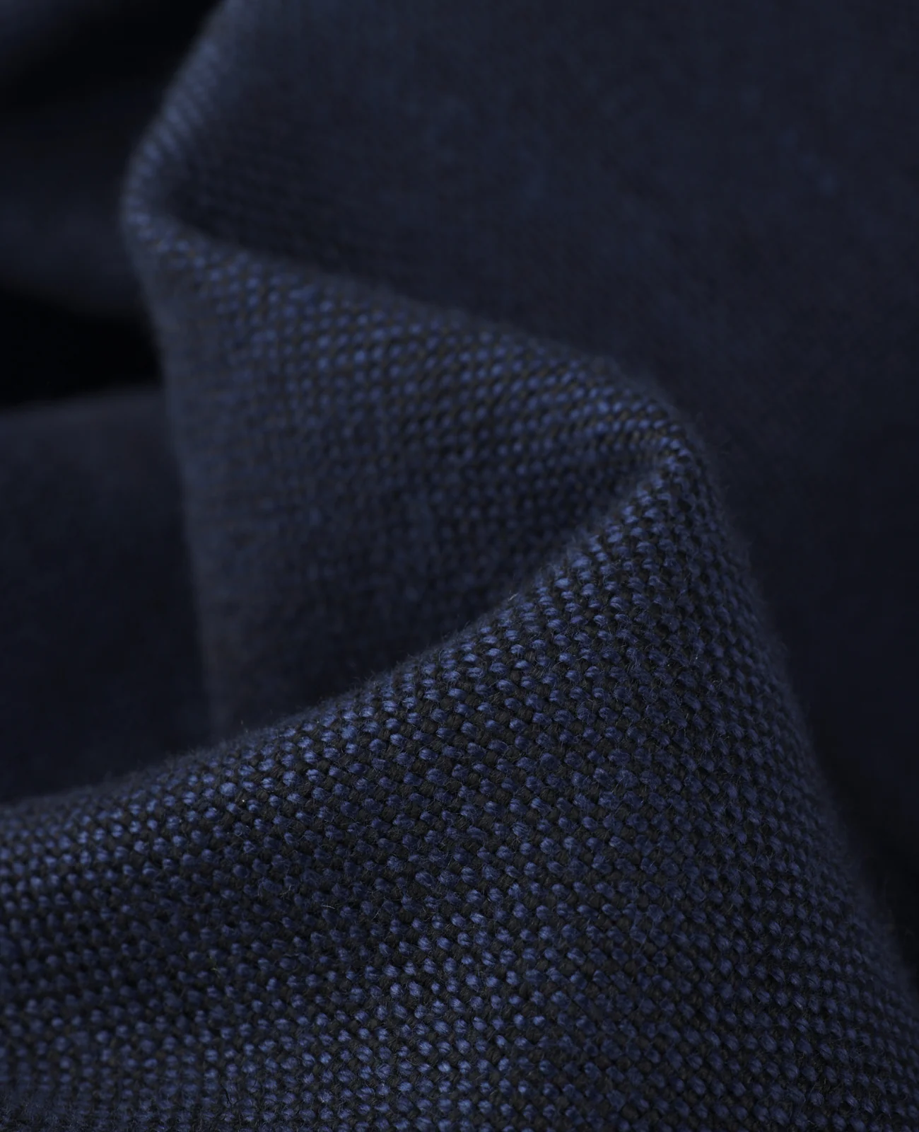 Adare Navy Irish Linen Blazer thumbnail 2