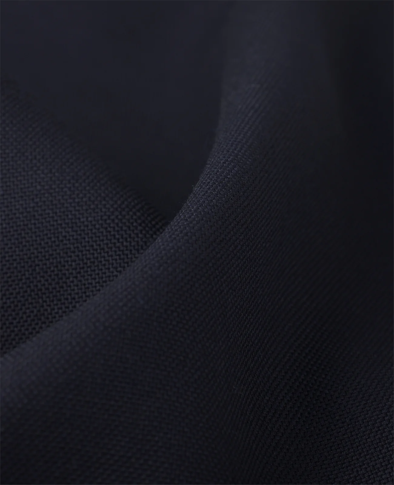 Finn Plain Front Suit Trouser in Navy thumbnail 5