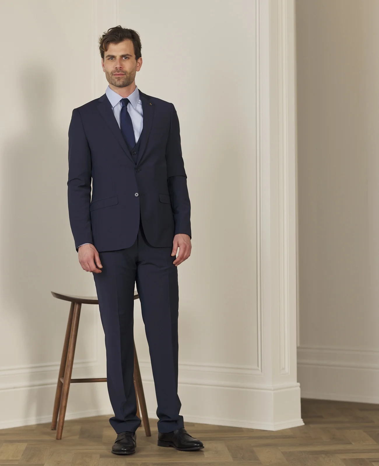 Liffey Suit Jacket in Navy Blue thumbnail 4