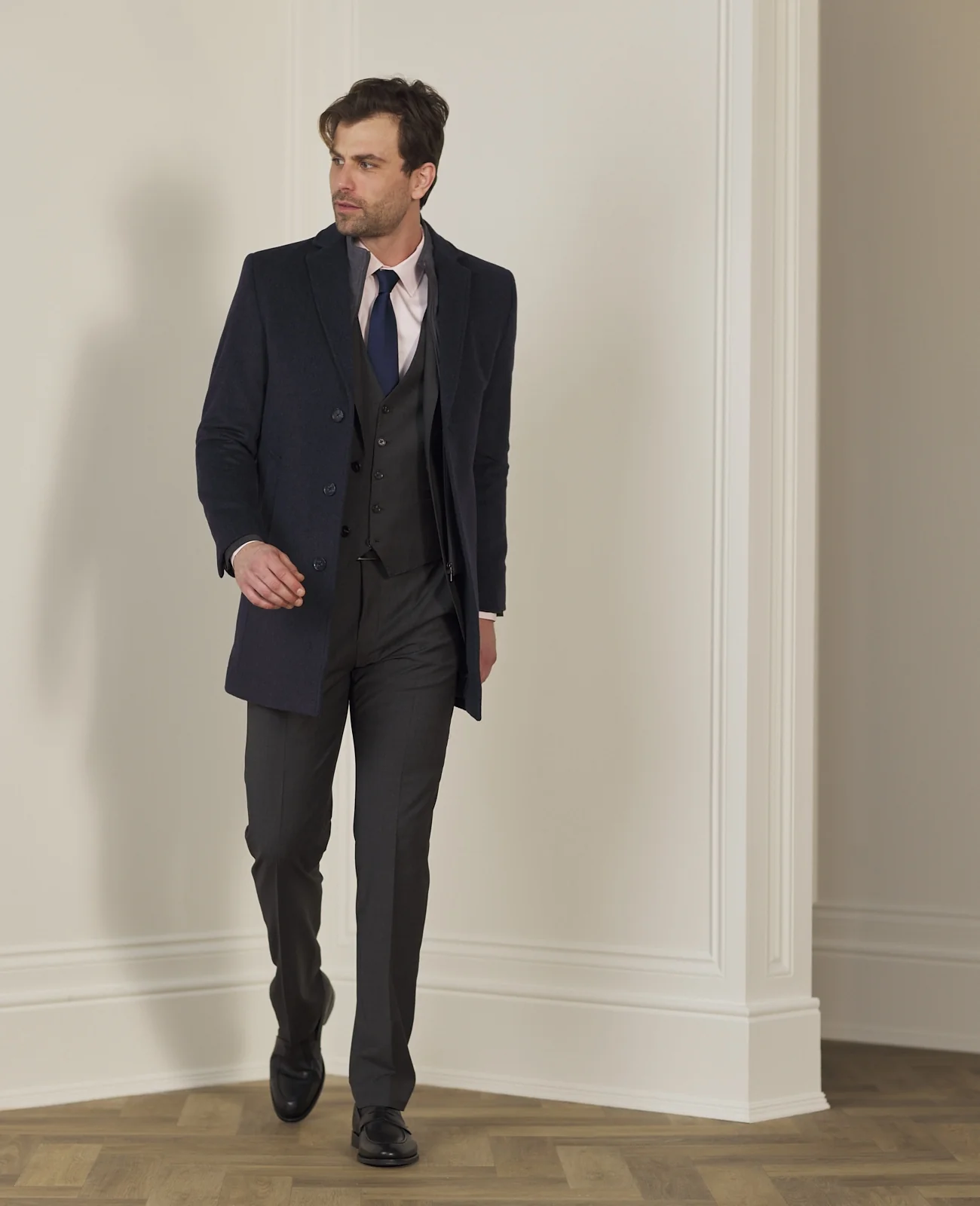 Tolka Suit Trousers in Grey thumbnail 3