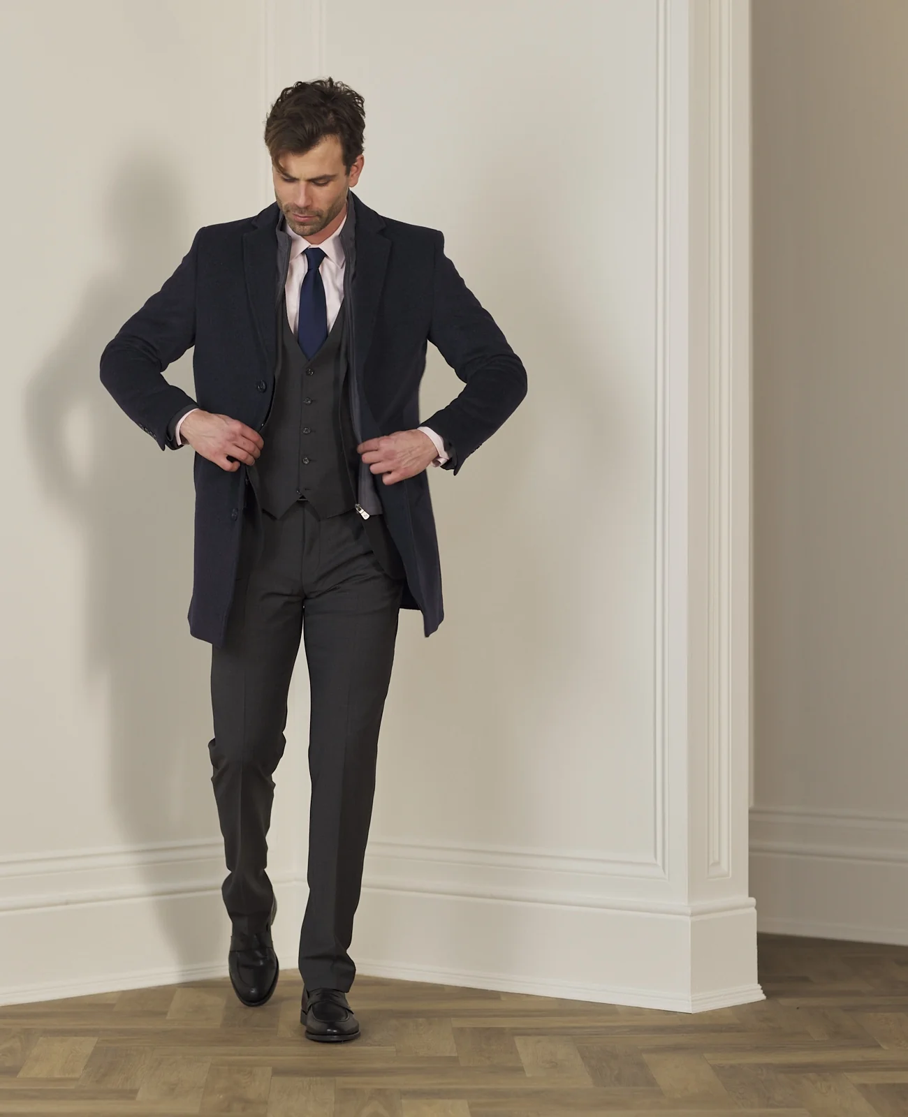 Tolka Suit Trousers in Grey thumbnail 4