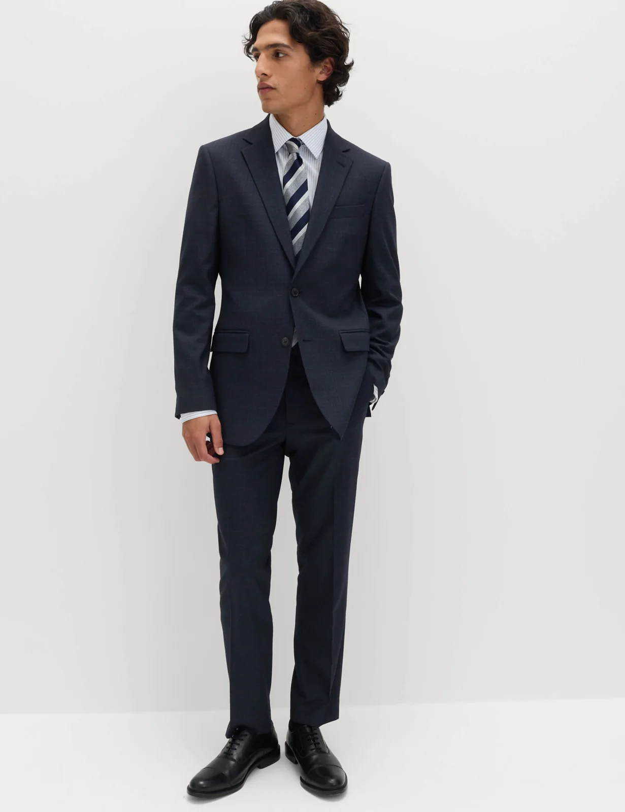 2 Piece Regular Fit Textured Stretch Suit thumbnail 6