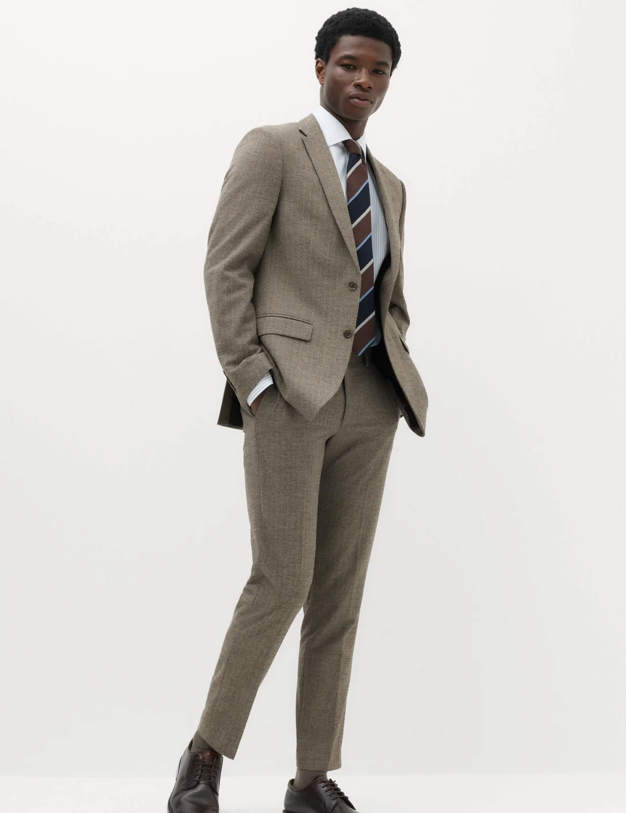 2 Piece Slim Fit Striped Stretch Suit thumbnail 5