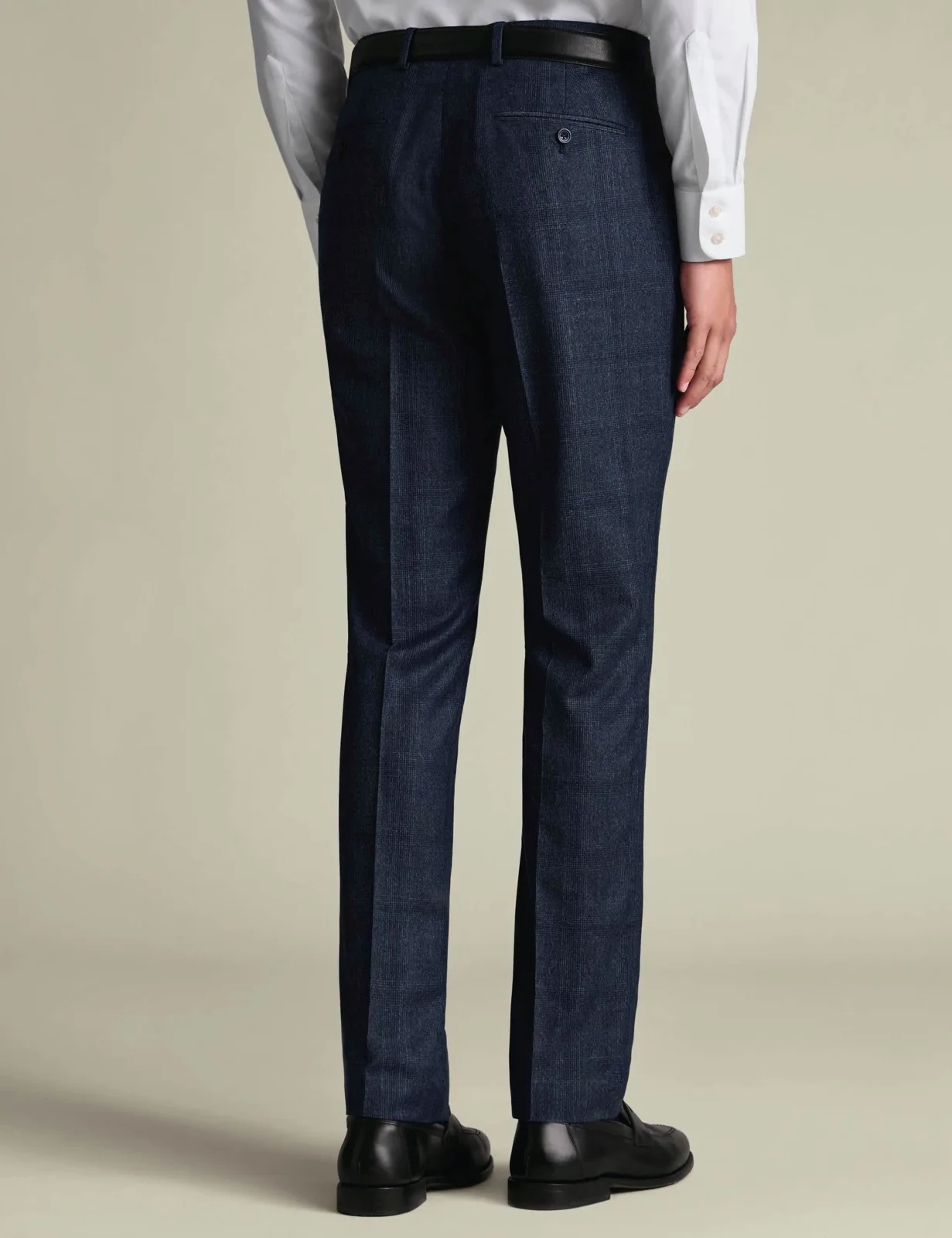 2 Piece Slim Fit Super 120s Merino Wool Suit thumbnail 3