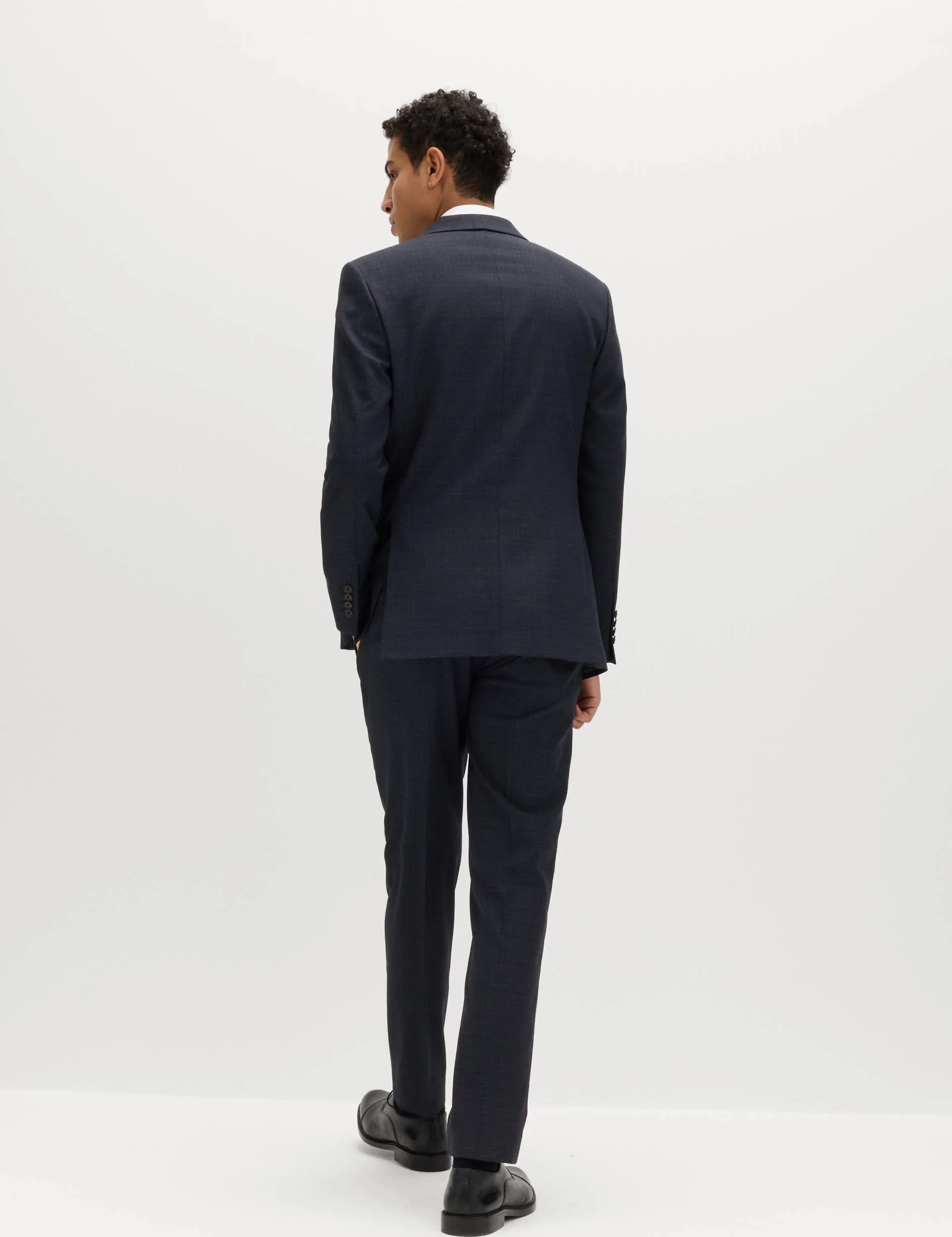 2 Piece Slim Fit Textured Stretch Suit thumbnail 2