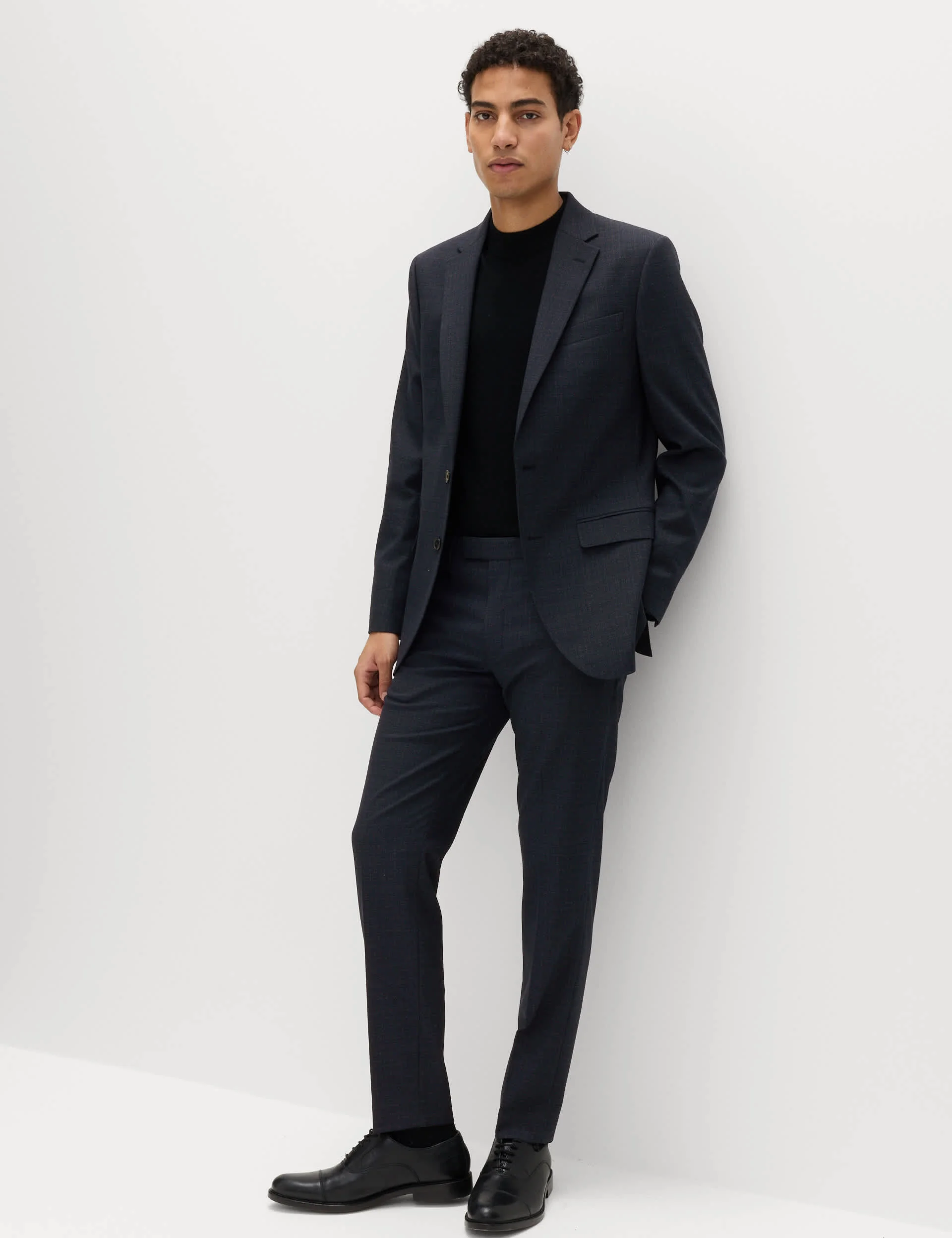 2 Piece Slim Fit Textured Stretch Suit thumbnail 5