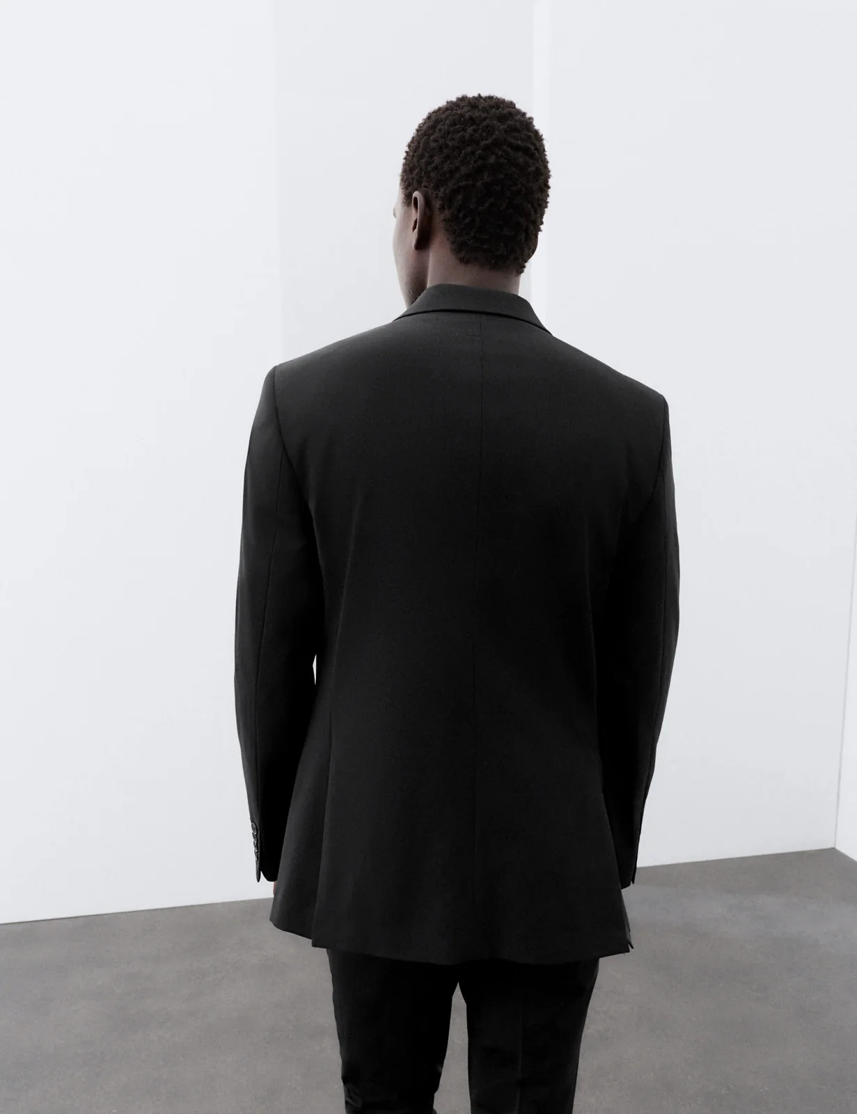 2 Piece Slim Fit Wool Blend Stretch Suit thumbnail 3