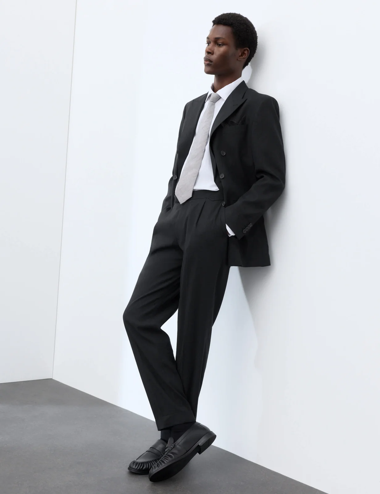 2 Piece Tailored Fit Italian Performance Linen Blend Double Breasted Suit thumbnail 5