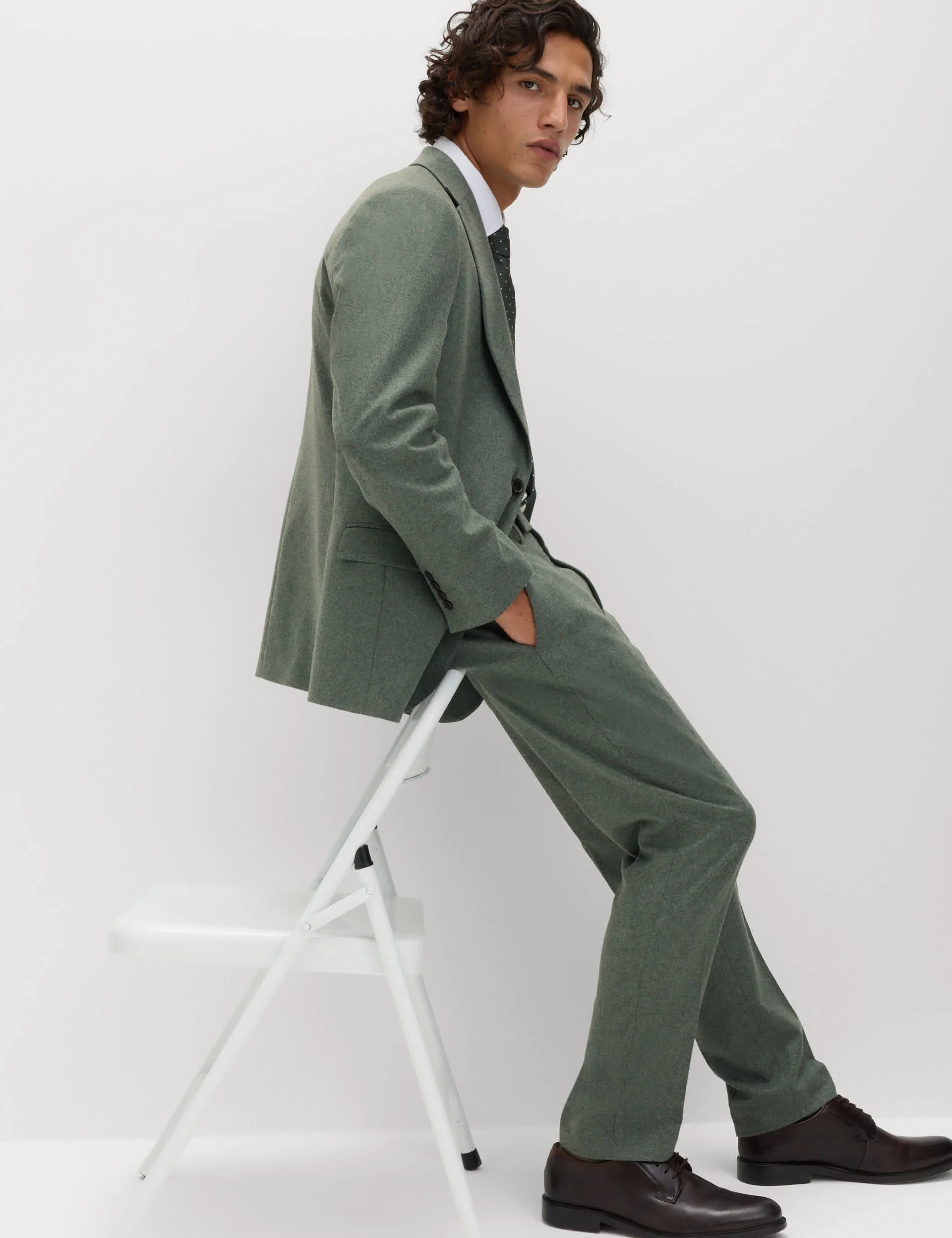 2 Piece Tailored Fit Italian Wool Rich Tweed Suit thumbnail 2