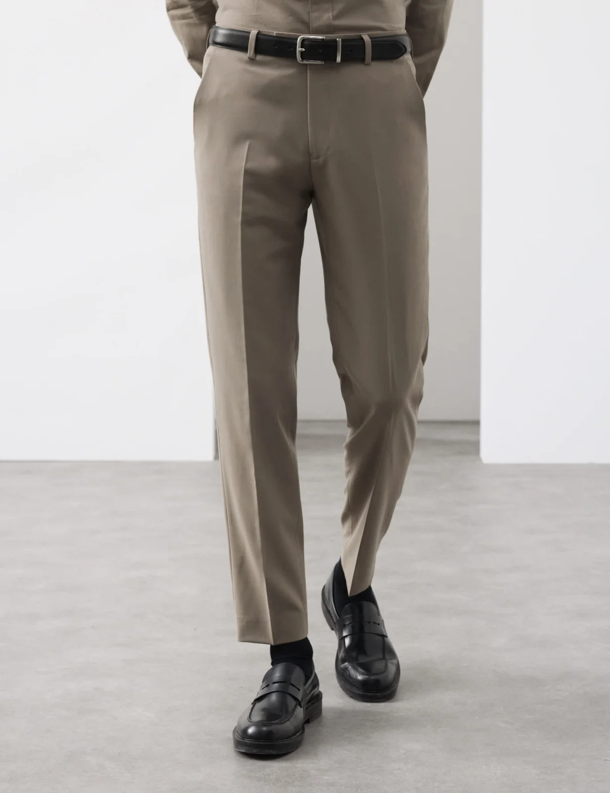 2 Piece Tailored Fit Performance Suit thumbnail 3