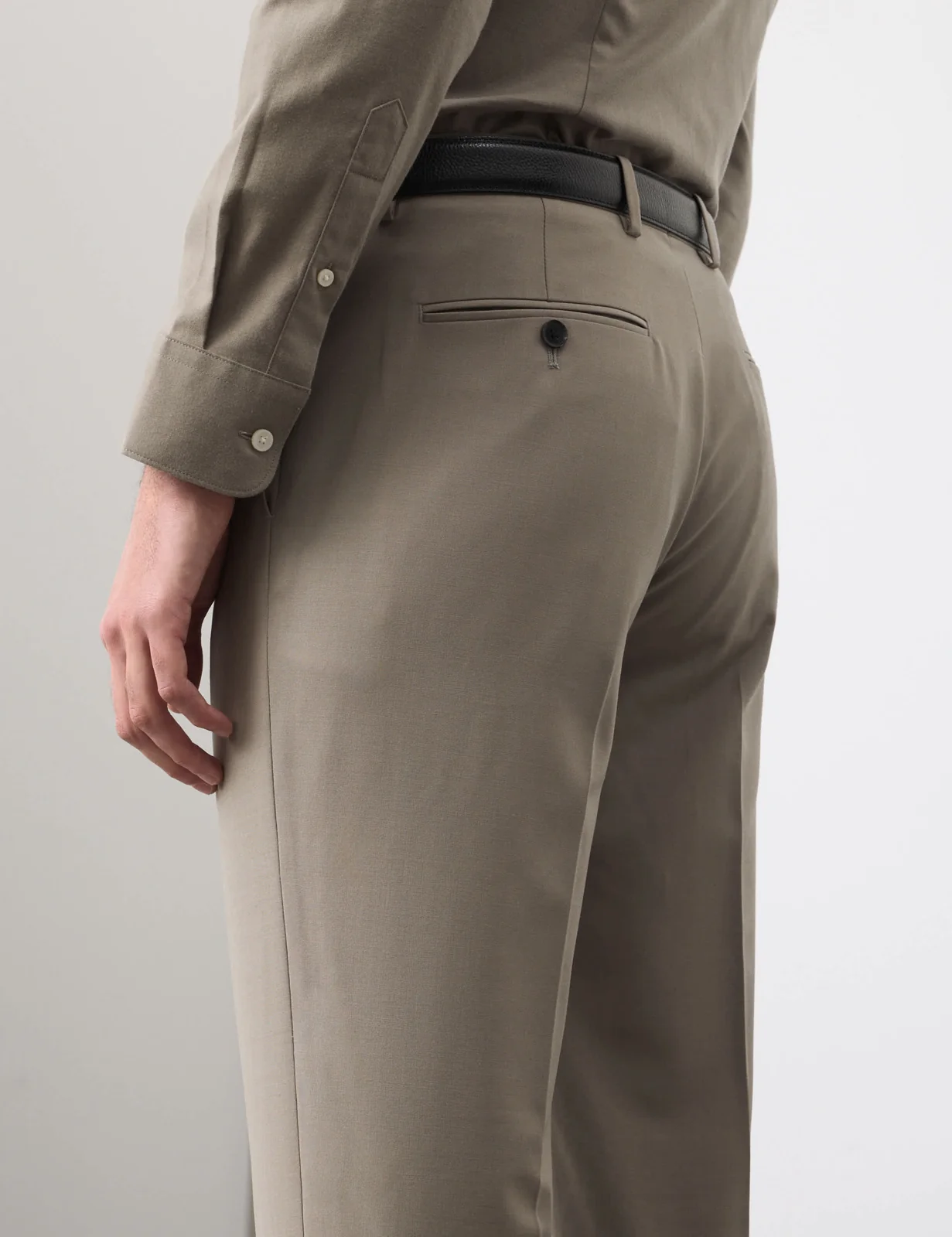 2 Piece Tailored Fit Performance Suit thumbnail 4