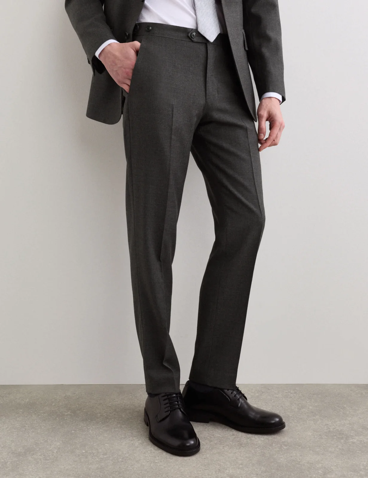 2 Piece Tailored Fit Pure Wool Suit thumbnail 4