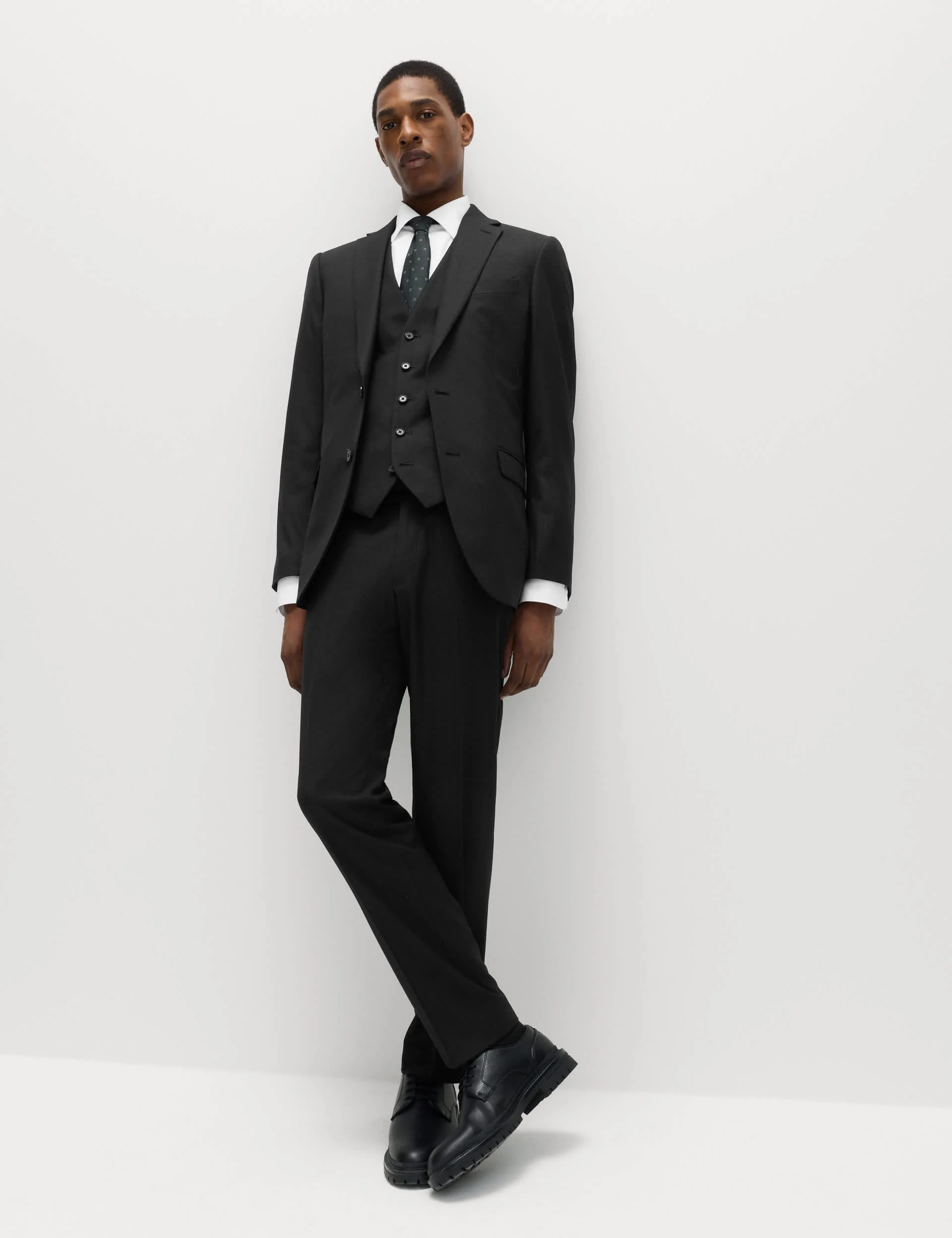 2 Piece Tailored Fit Stretch Suit thumbnail 4