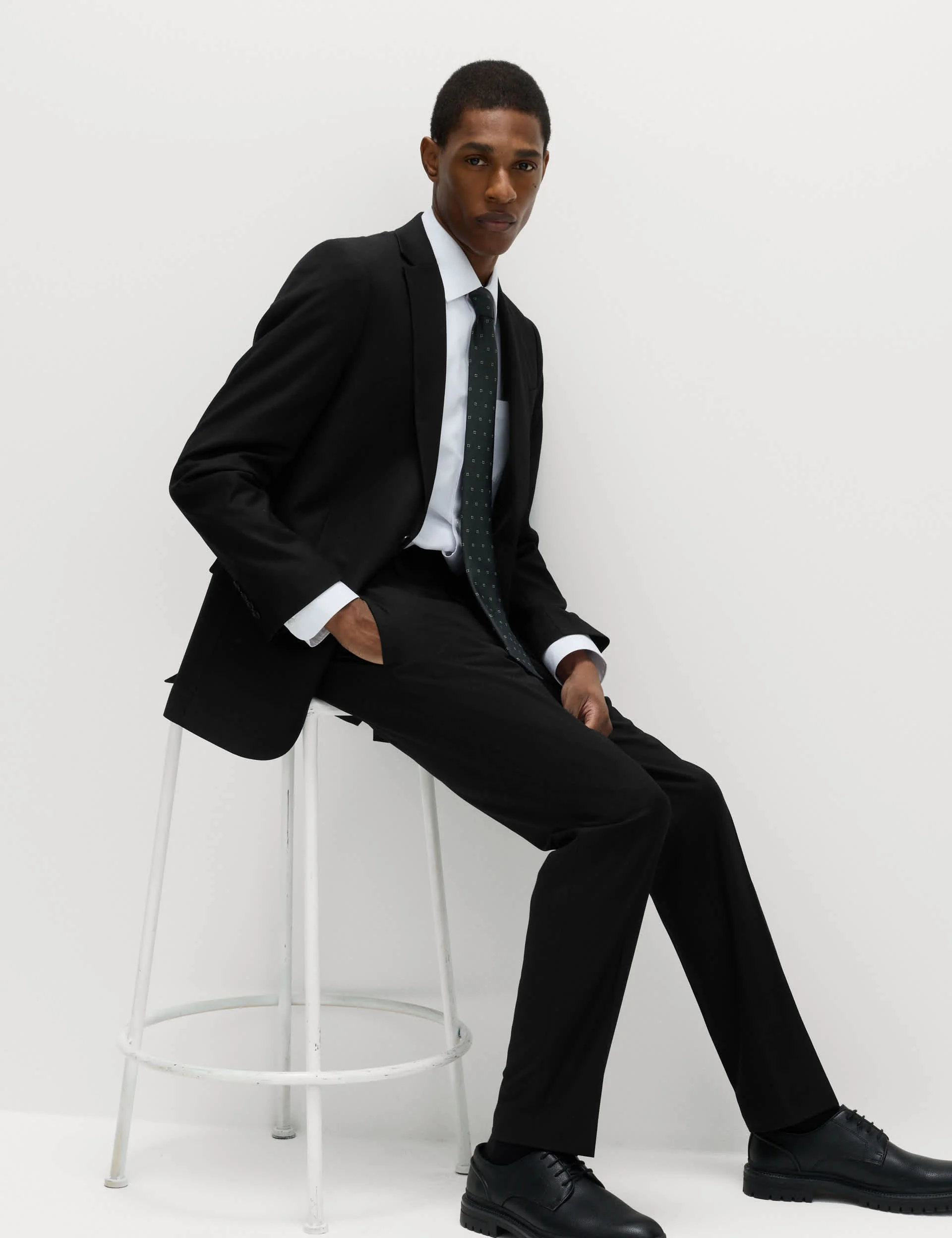 2 Piece Tailored Fit Stretch Suit thumbnail 5