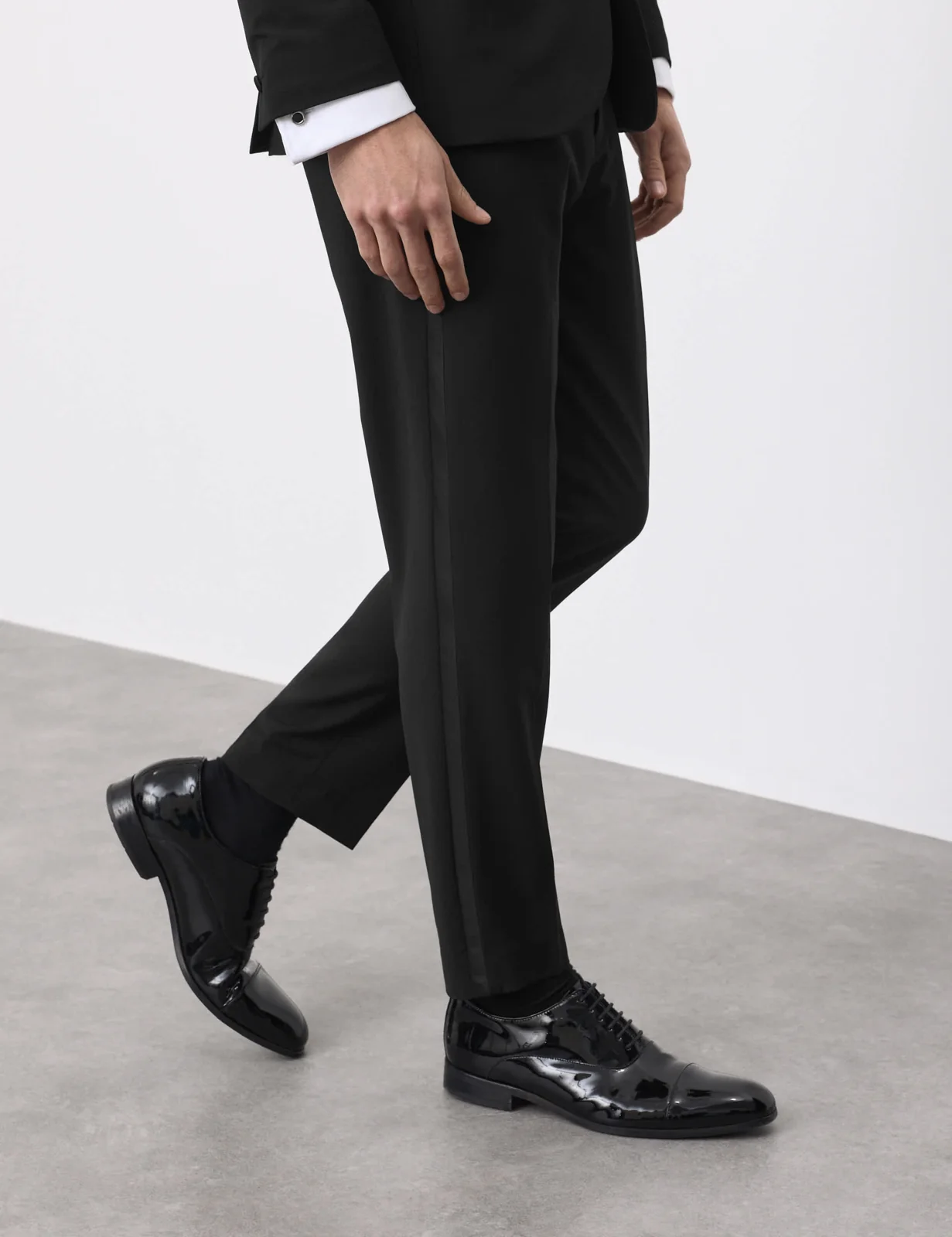 2 Piece Tailored Fit Wool Blend Tuxedo Suit thumbnail 3