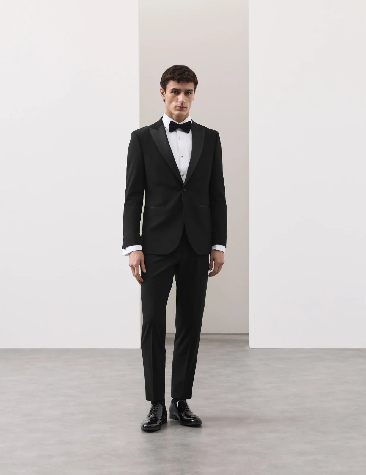 2 Piece Tailored Fit Wool Blend Tuxedo Suit primary image