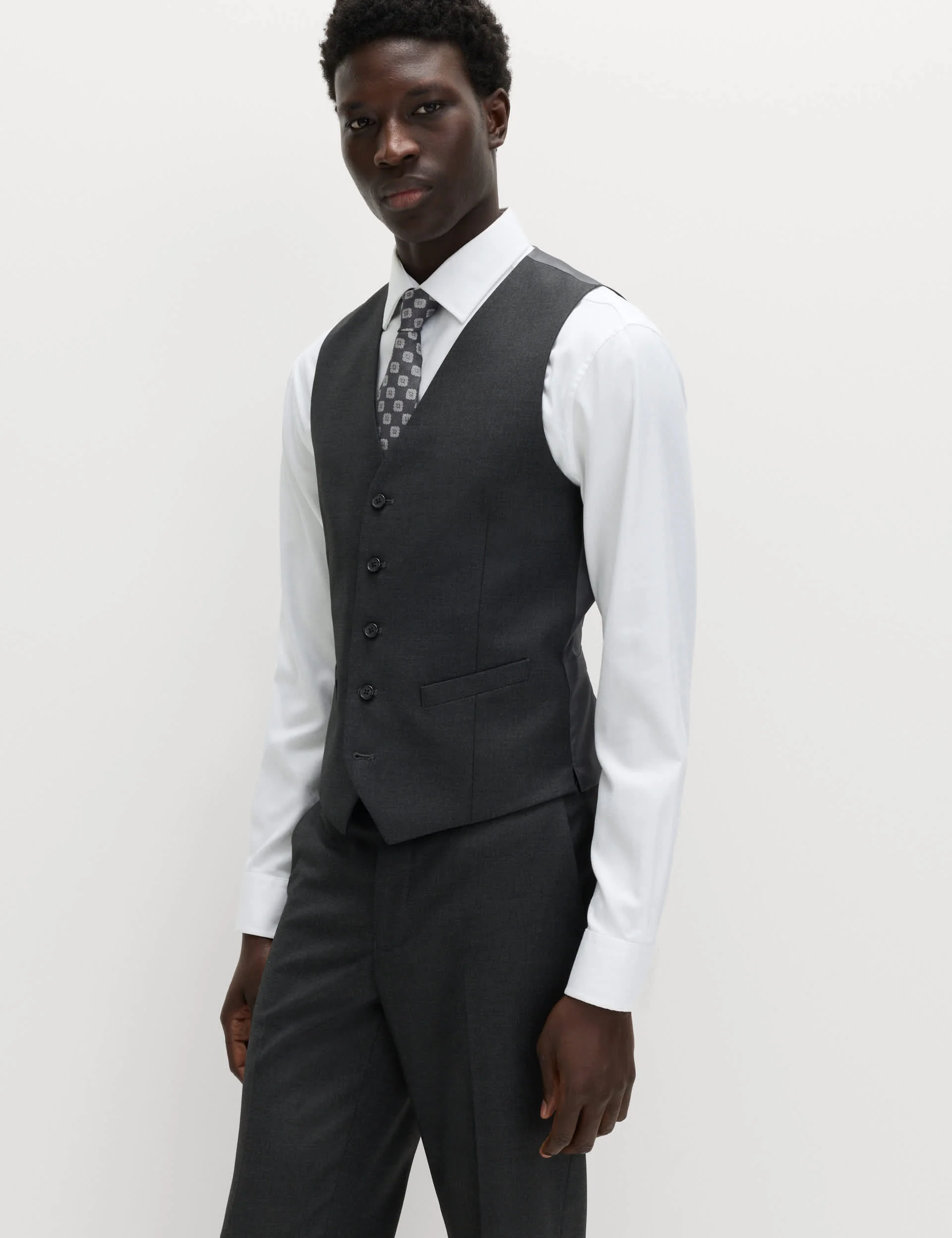 3 Piece Skinny Fit Stretch Suit thumbnail 4