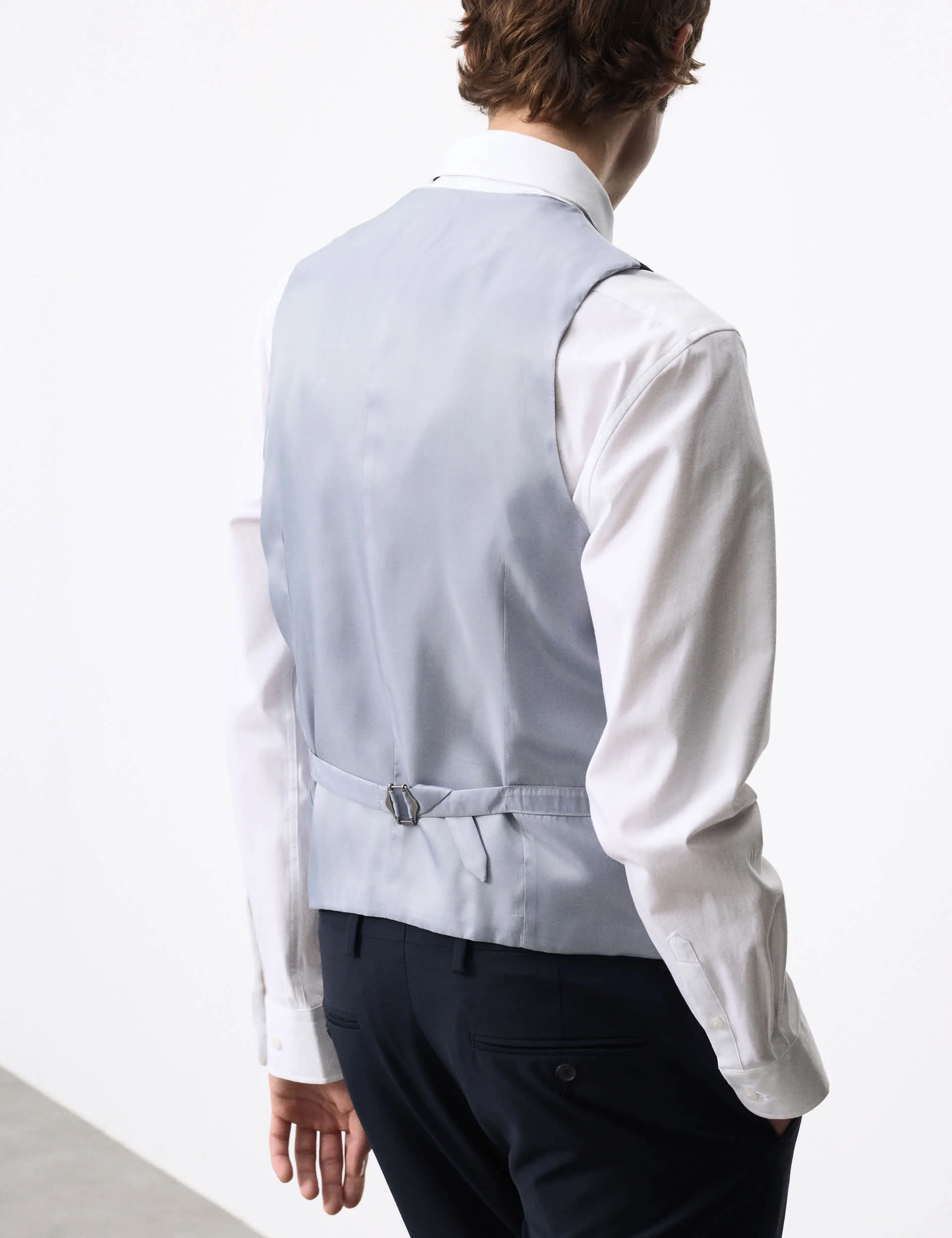 3 Piece Slim Fit Performance Stretch Suit thumbnail 2