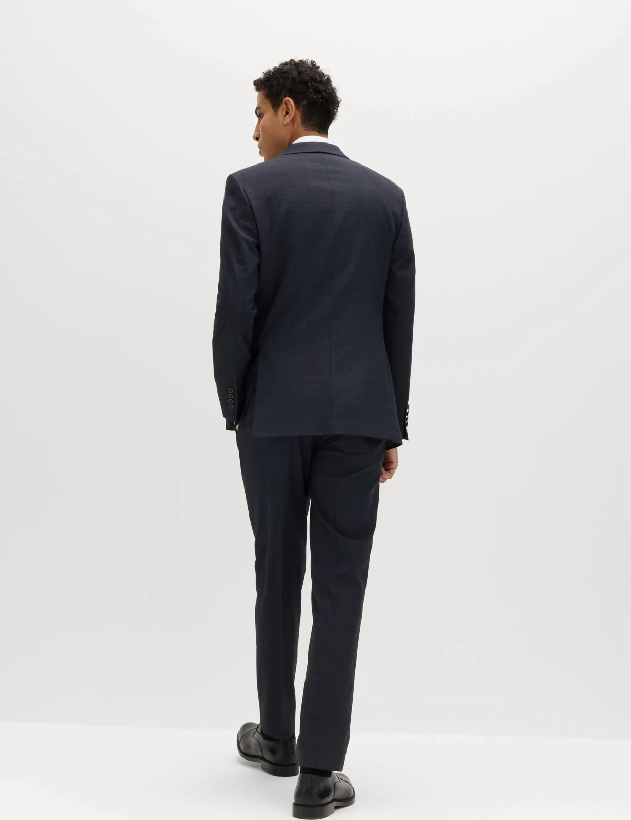 3 Piece Slim Fit Textured Stretch Suit thumbnail 4