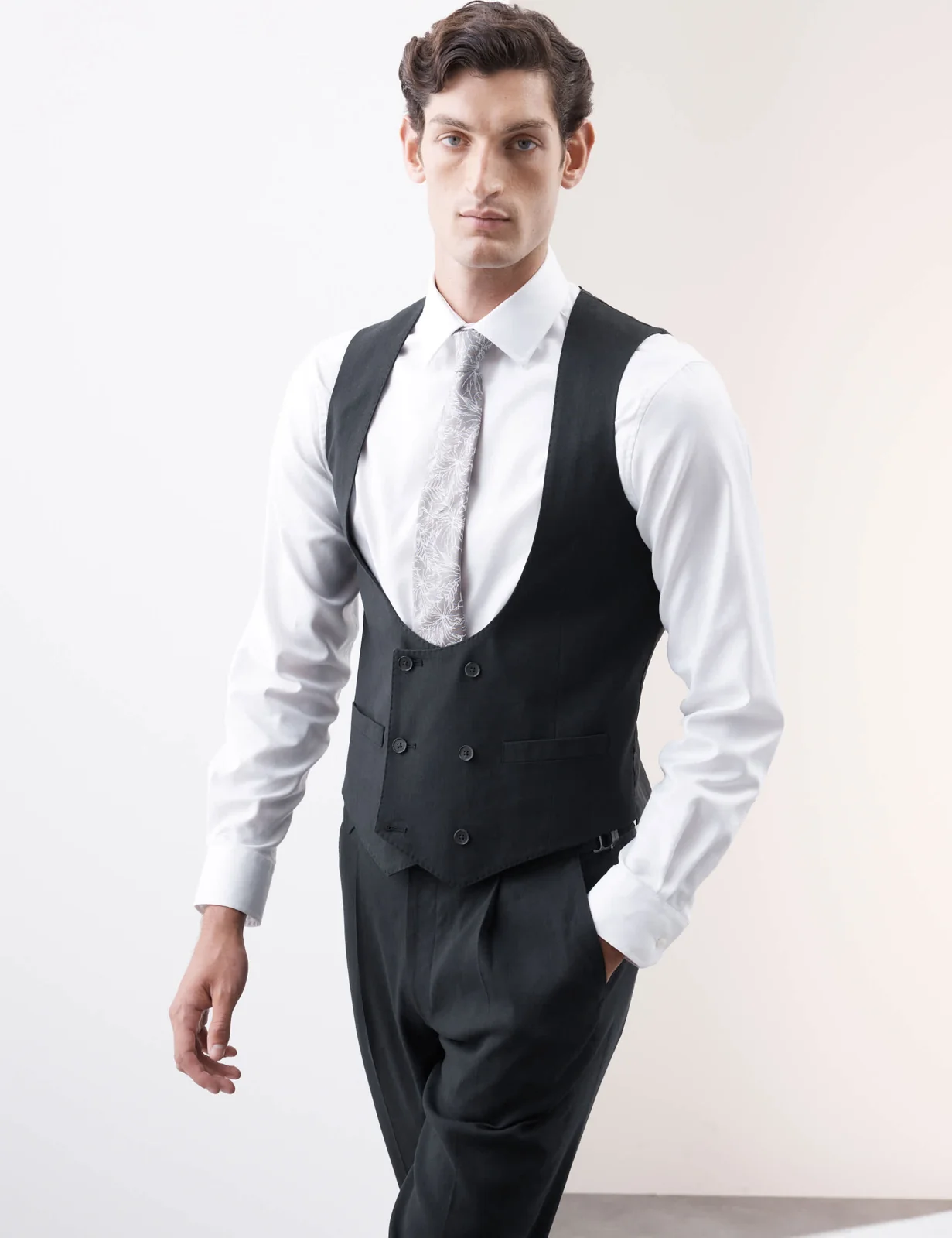 3 Piece Tailored Fit Italian Performance Linen Blend Double Breasted Suit thumbnail 5