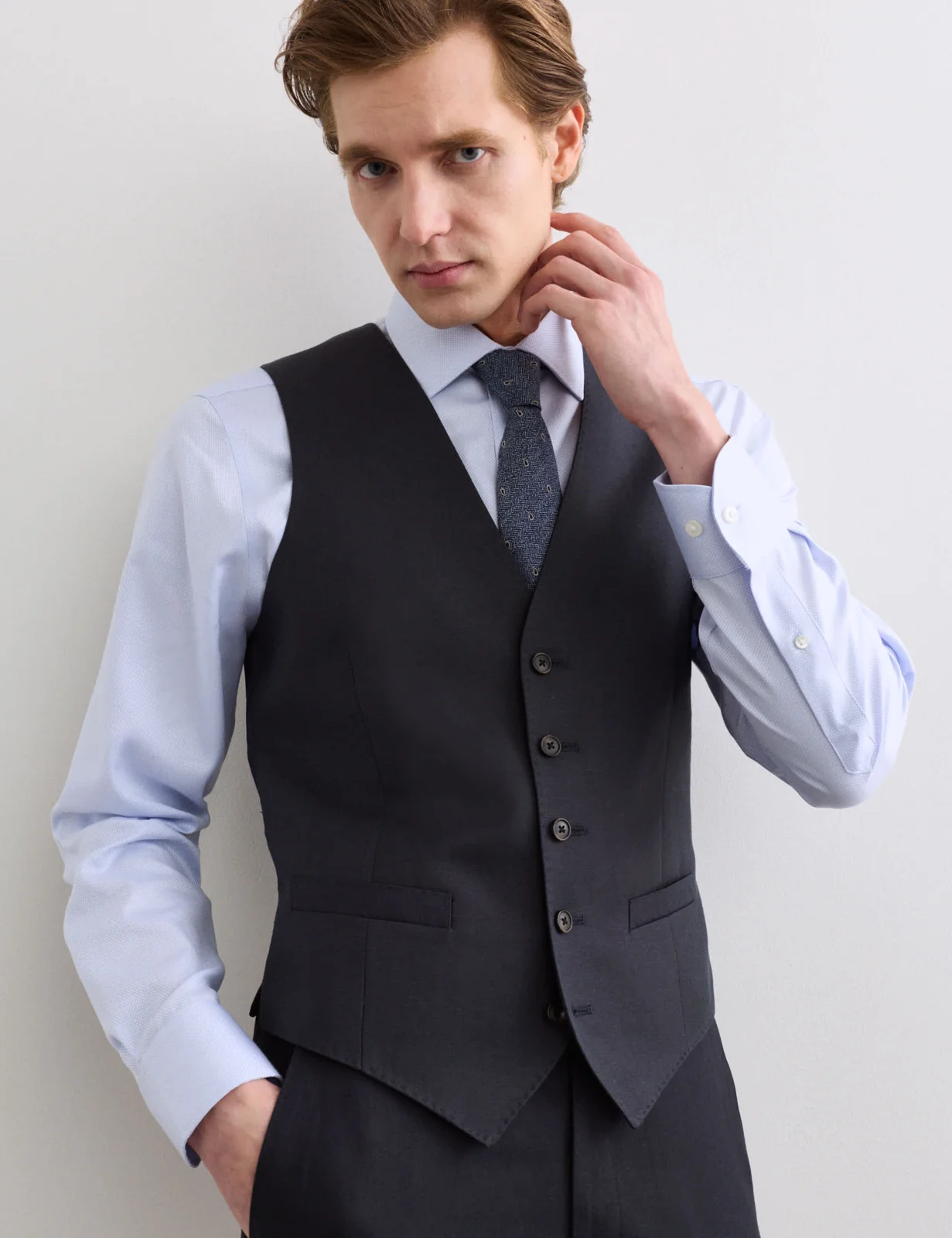 3 Piece Tailored Fit Italian Silk & Linen Suit thumbnail 3