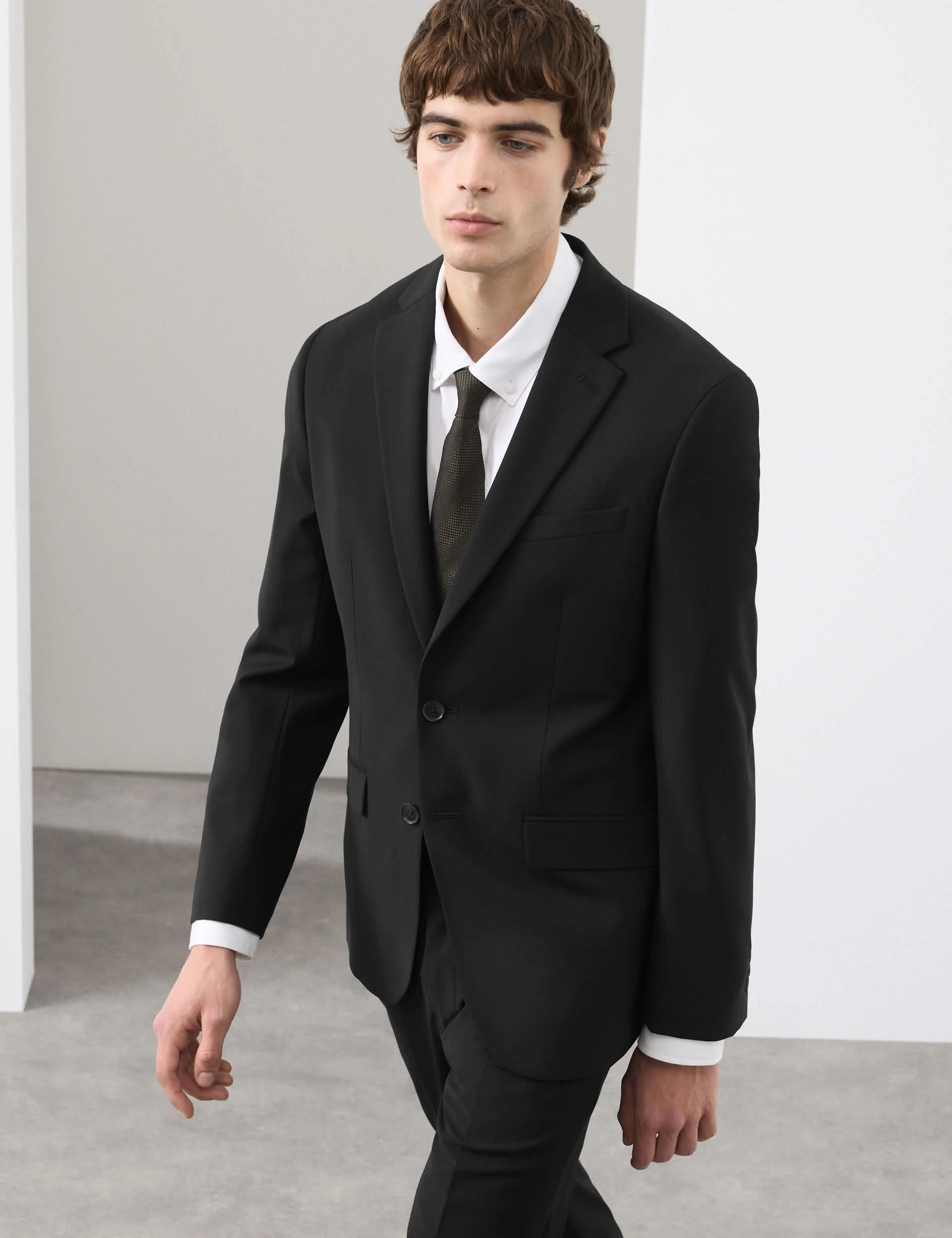 3 Piece Tailored Fit Performance Suit thumbnail 2