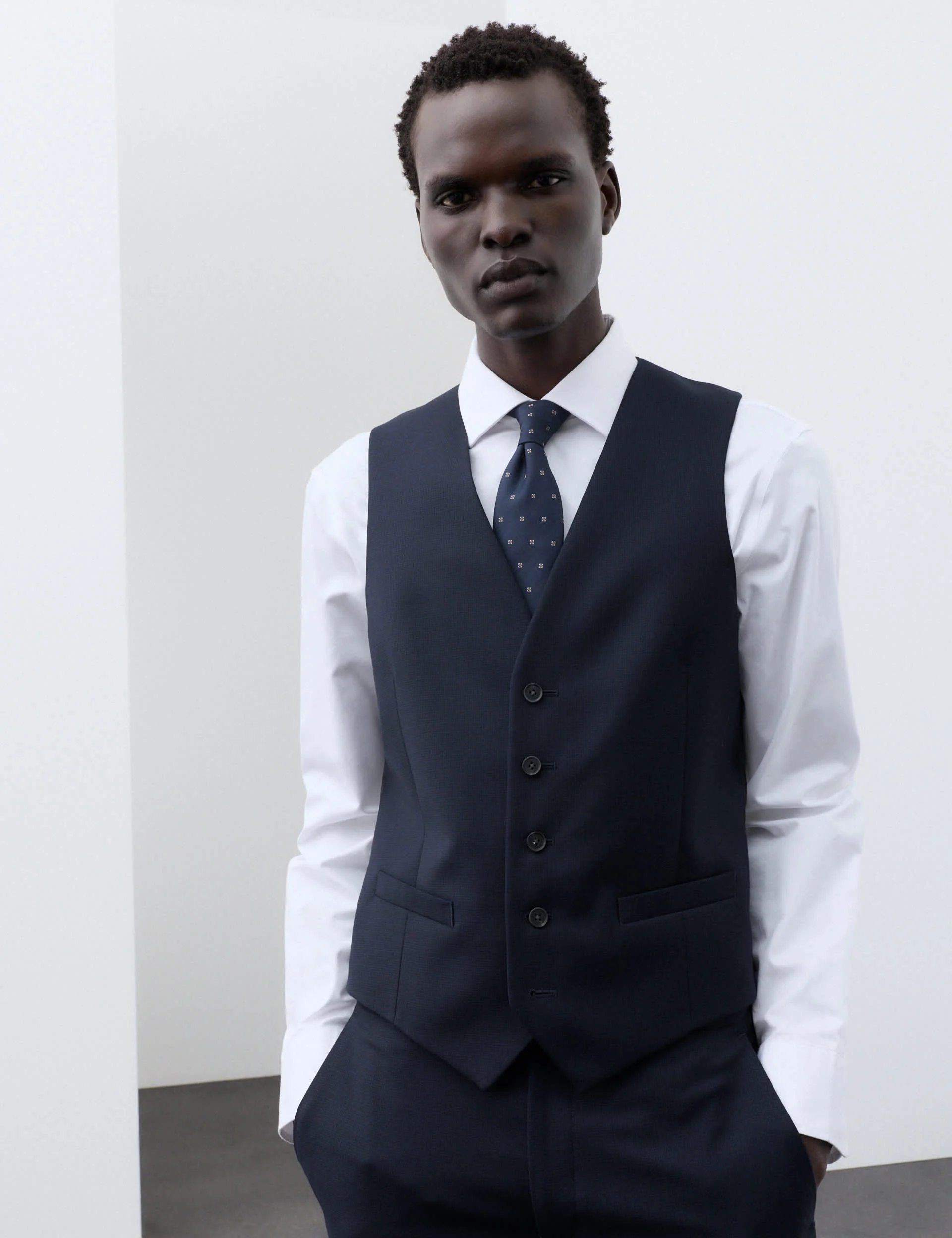 3 Piece Tailored Fit Pure Merino Wool Suit thumbnail 2