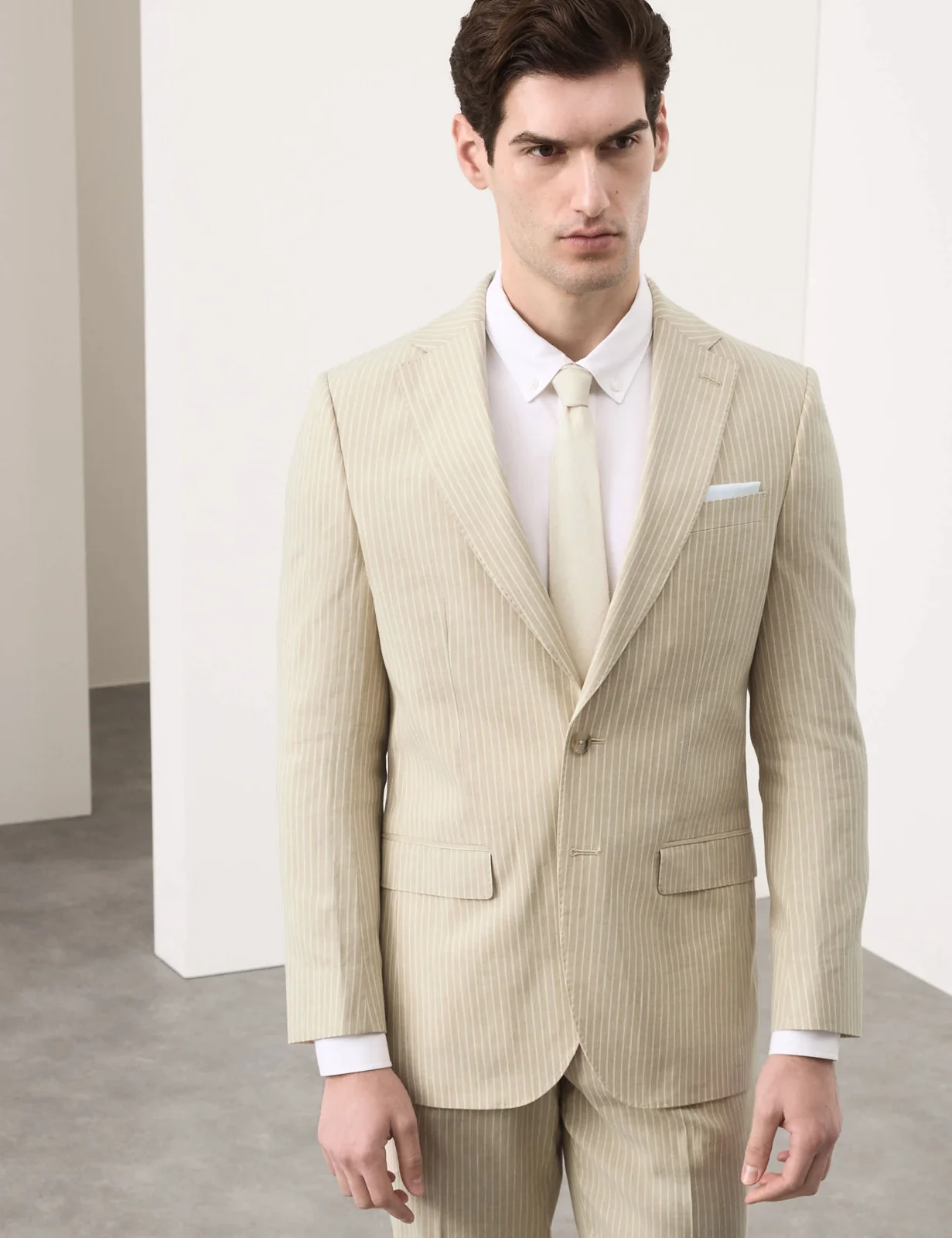 Tailored Fit Linen Rich Jacket primary image