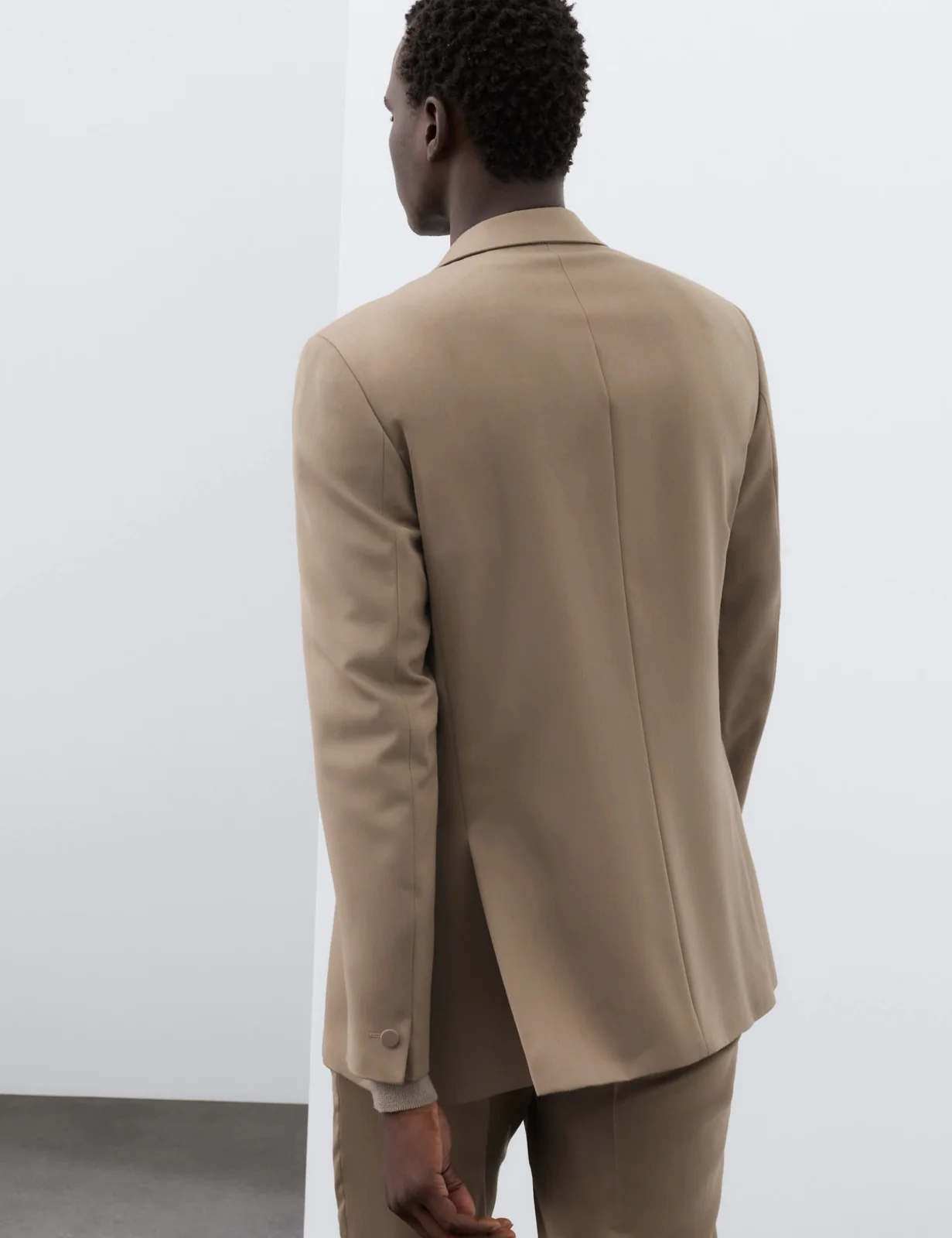 Tailored Fit Sateen Stretch Tuxedo Jacket thumbnail 3