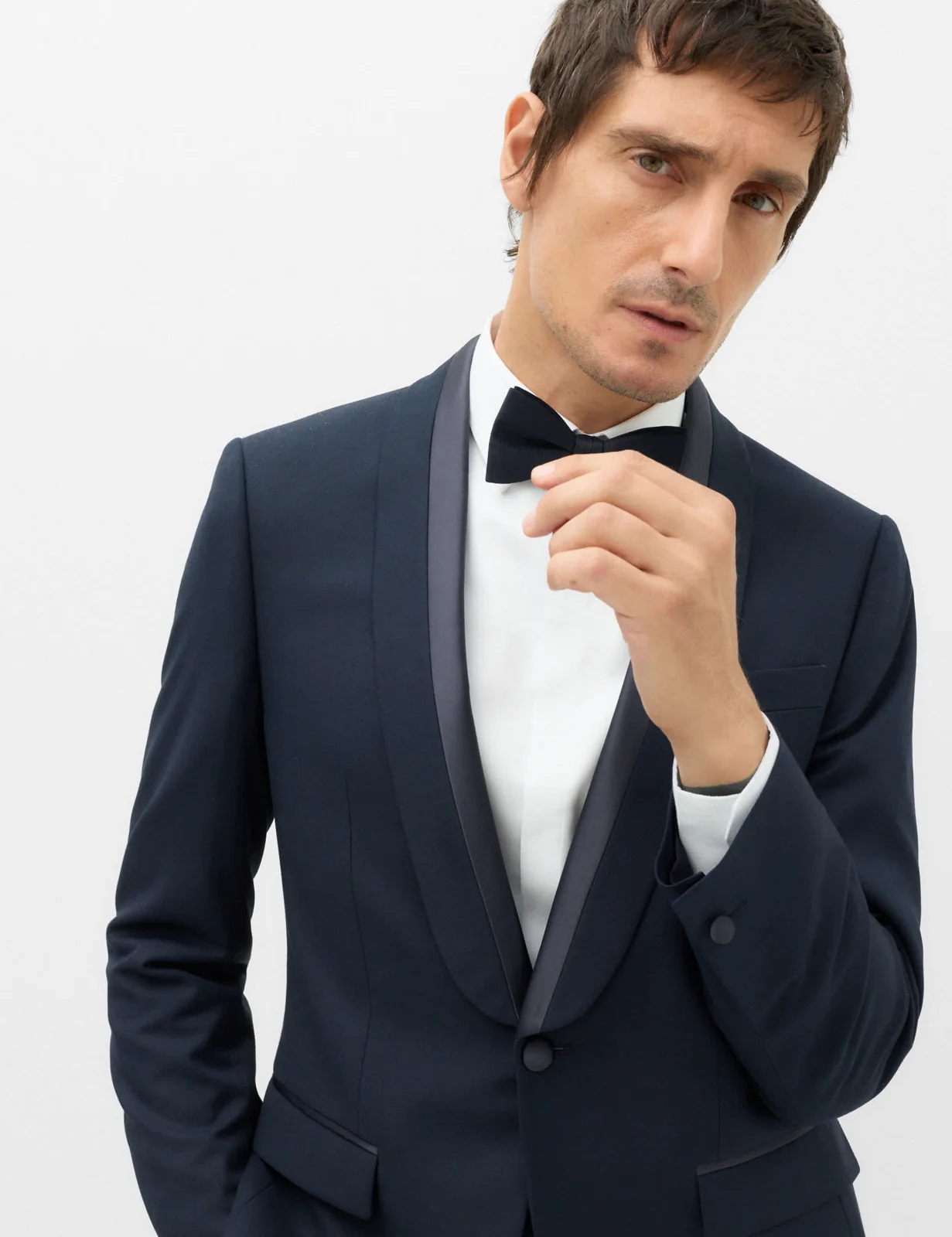 Tailored Fit Shawl Collar Tipped Tux Jacket thumbnail 4