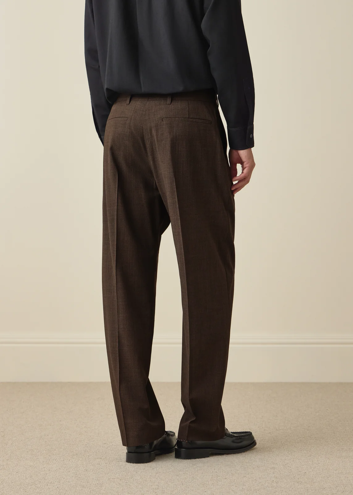 Brown Crepe Viscose-Wool Two-Piece Suit thumbnail 6