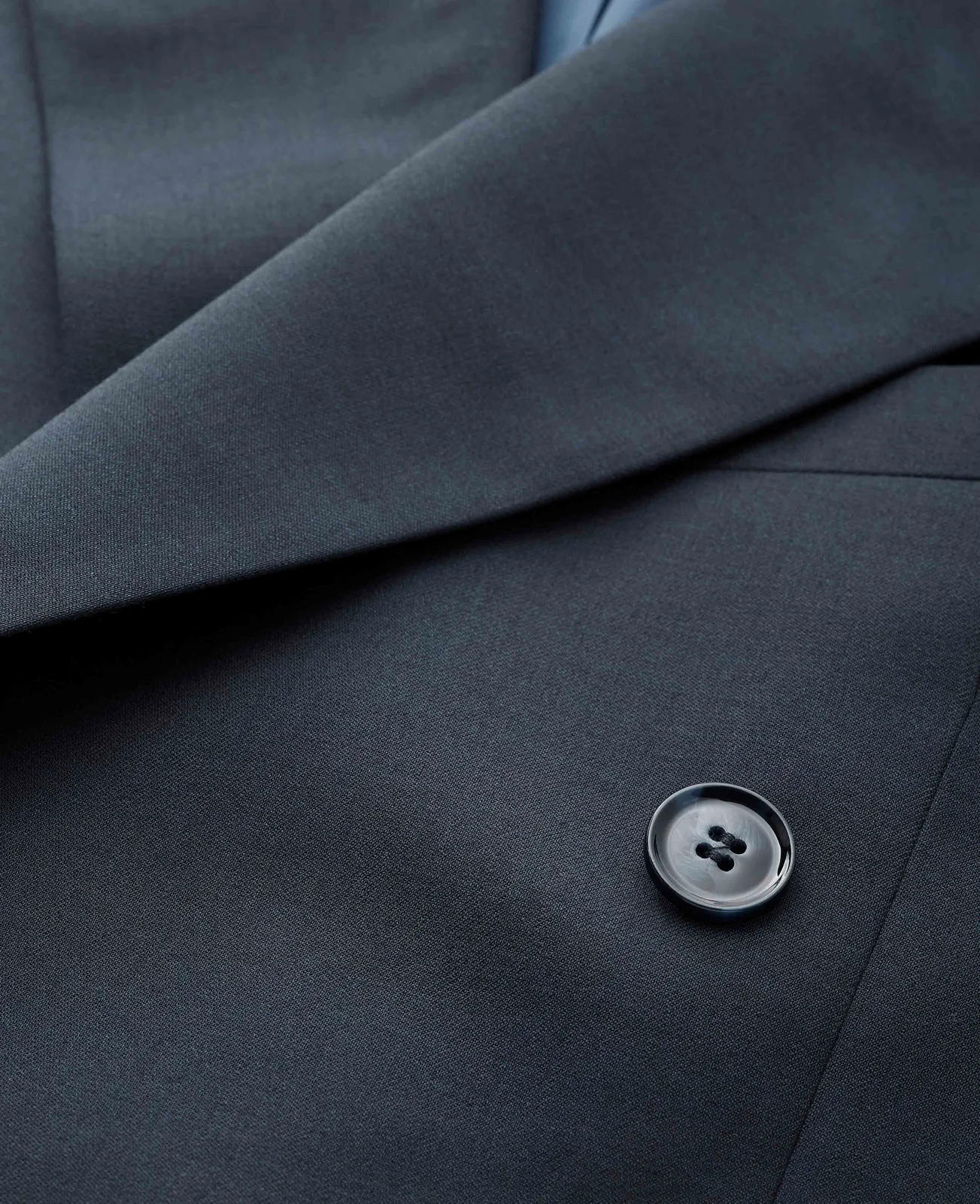 Dark Navy Wool Blend Tailored Double Breasted Suit thumbnail 6