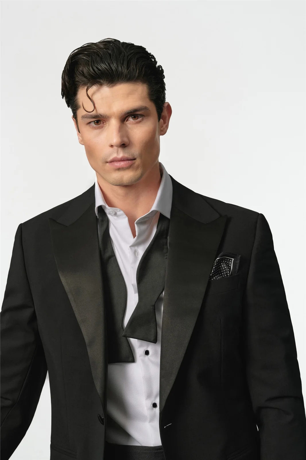Ted Baker X The Gentlemen Pearce Ultimate Black Tuxedo Jacket thumbnail 3